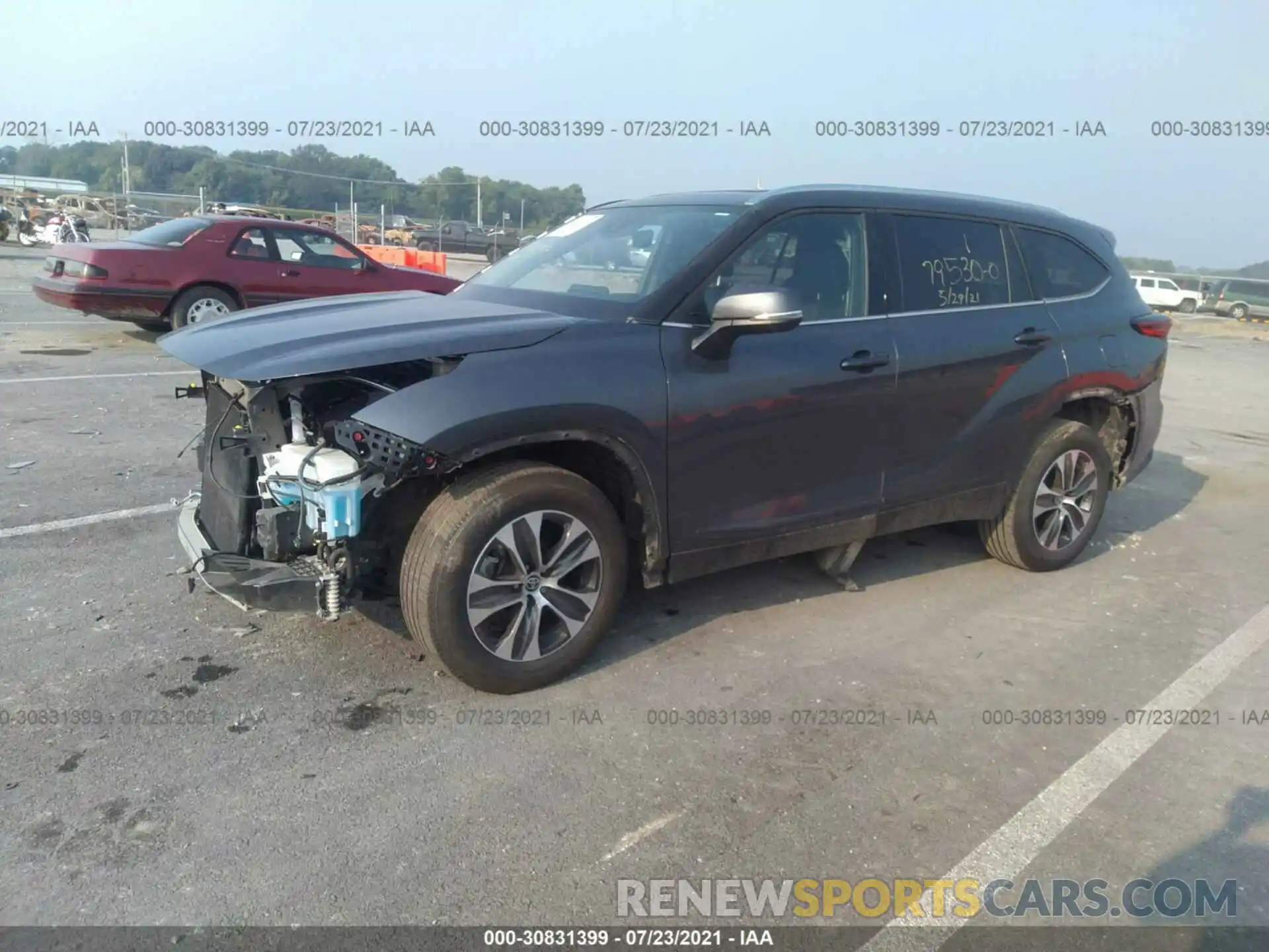 2 Photograph of a damaged car 5TDGZRBH5LS010181 TOYOTA HIGHLANDER 2020