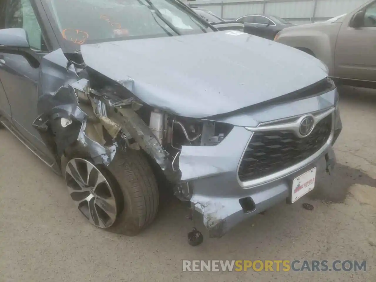 9 Photograph of a damaged car 5TDGZRBH5LS032505 TOYOTA HIGHLANDER 2020