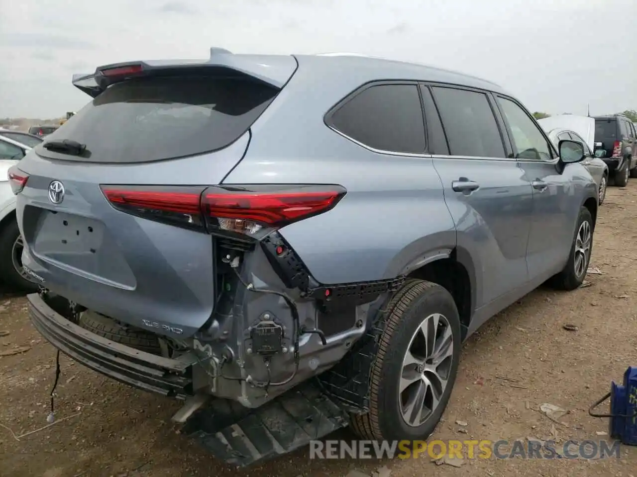 4 Photograph of a damaged car 5TDGZRBH5LS040667 TOYOTA HIGHLANDER 2020