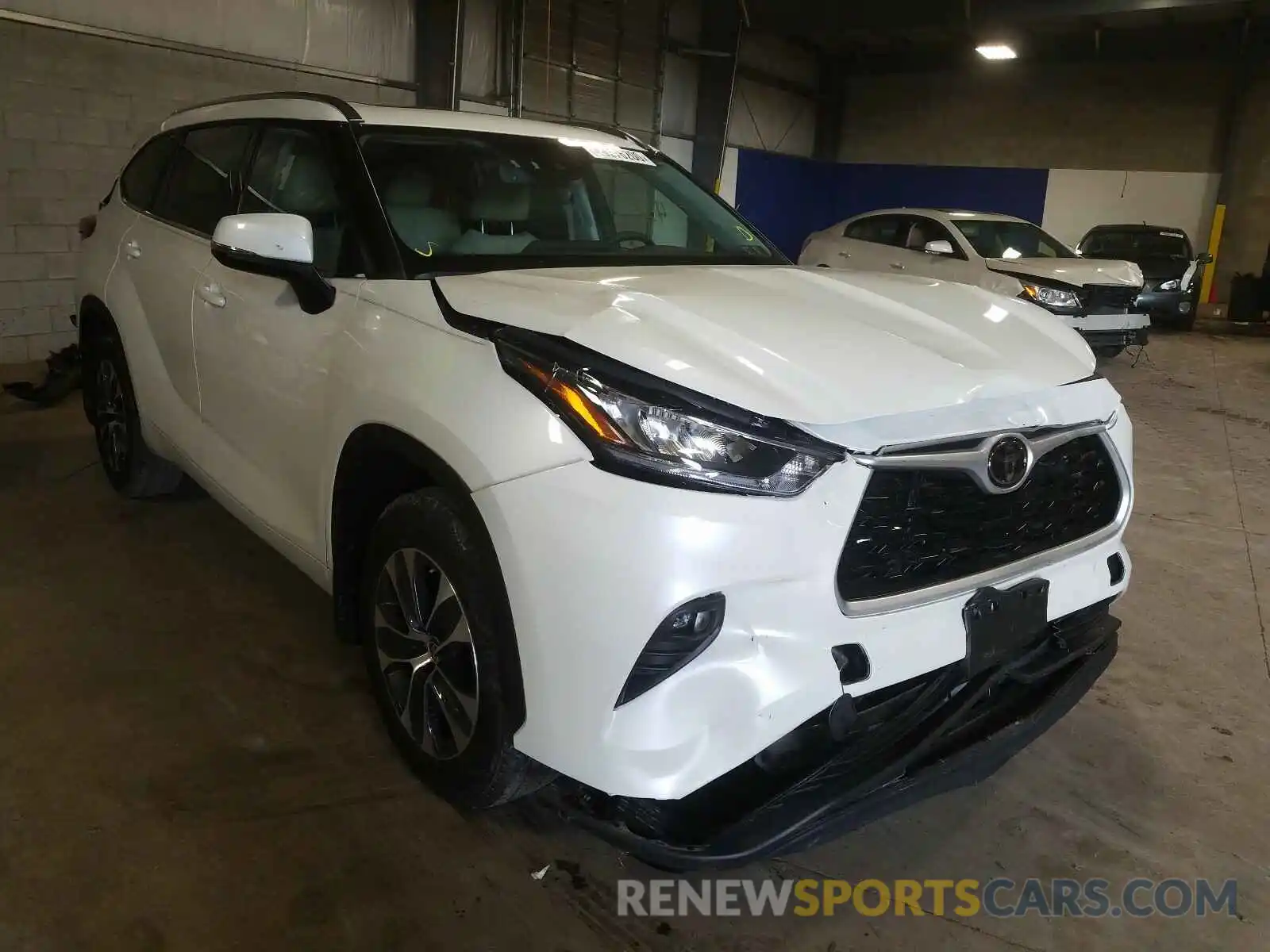 1 Photograph of a damaged car 5TDGZRBH5LS504072 TOYOTA HIGHLANDER 2020