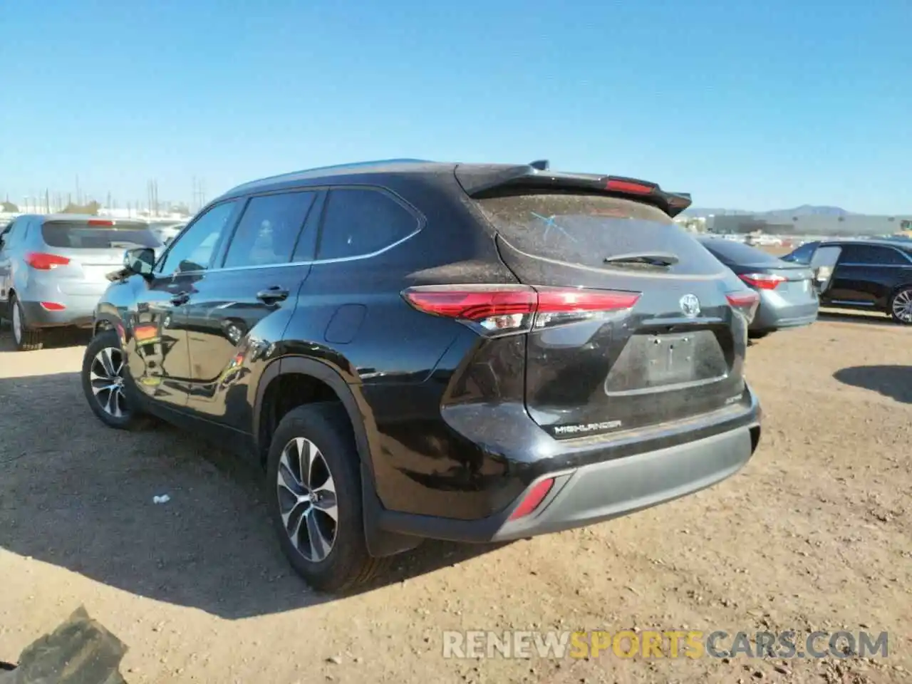 3 Photograph of a damaged car 5TDGZRBH5LS512382 TOYOTA HIGHLANDER 2020