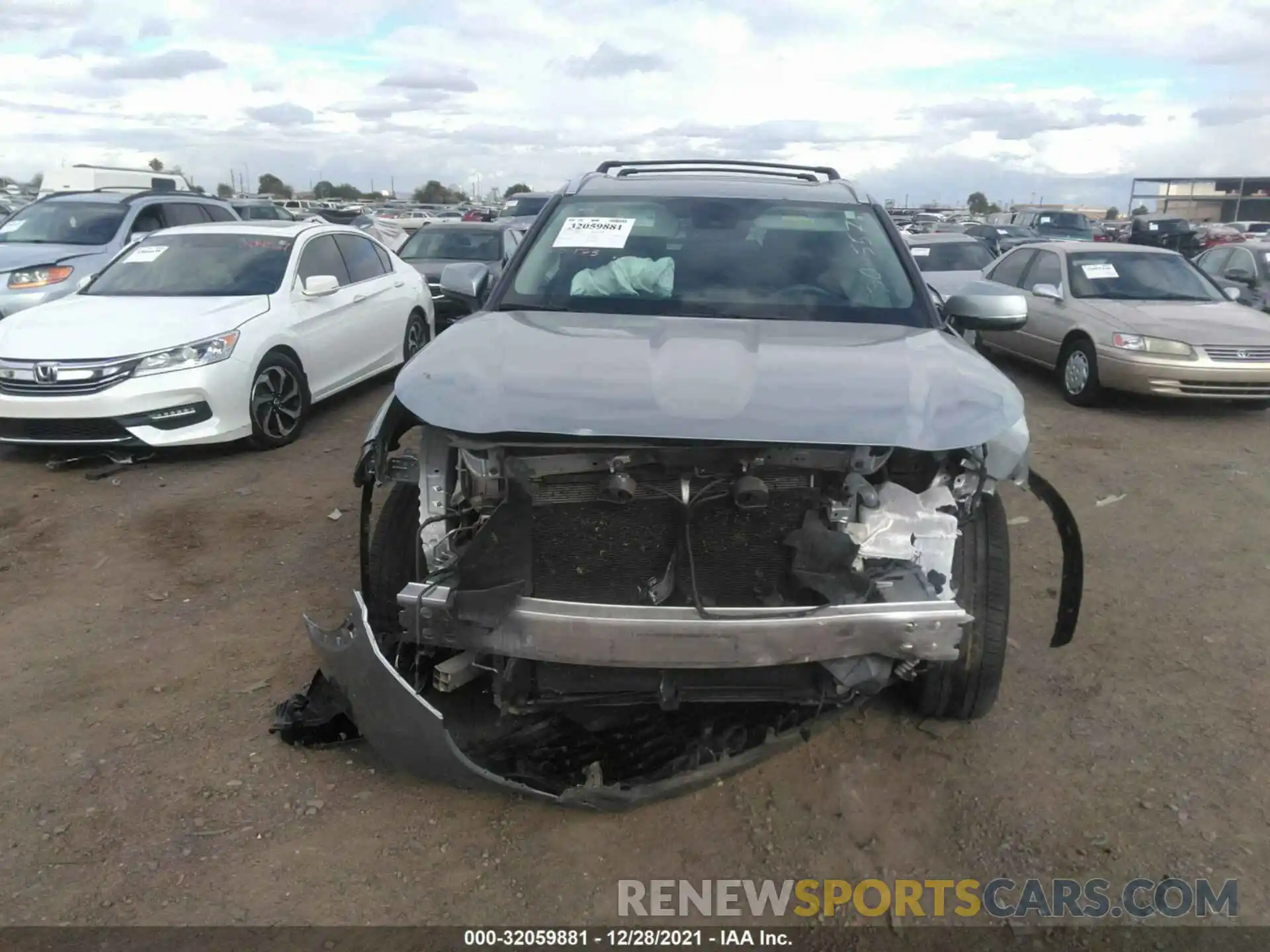 6 Photograph of a damaged car 5TDGZRBH5LS512446 TOYOTA HIGHLANDER 2020