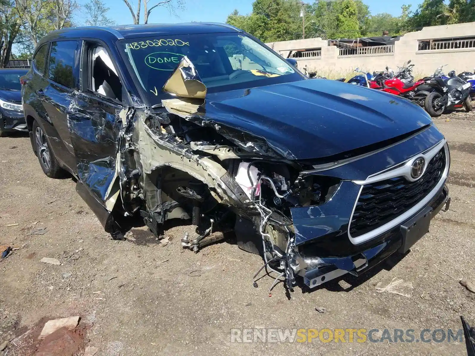 1 Photograph of a damaged car 5TDGZRBH5LS513421 TOYOTA HIGHLANDER 2020