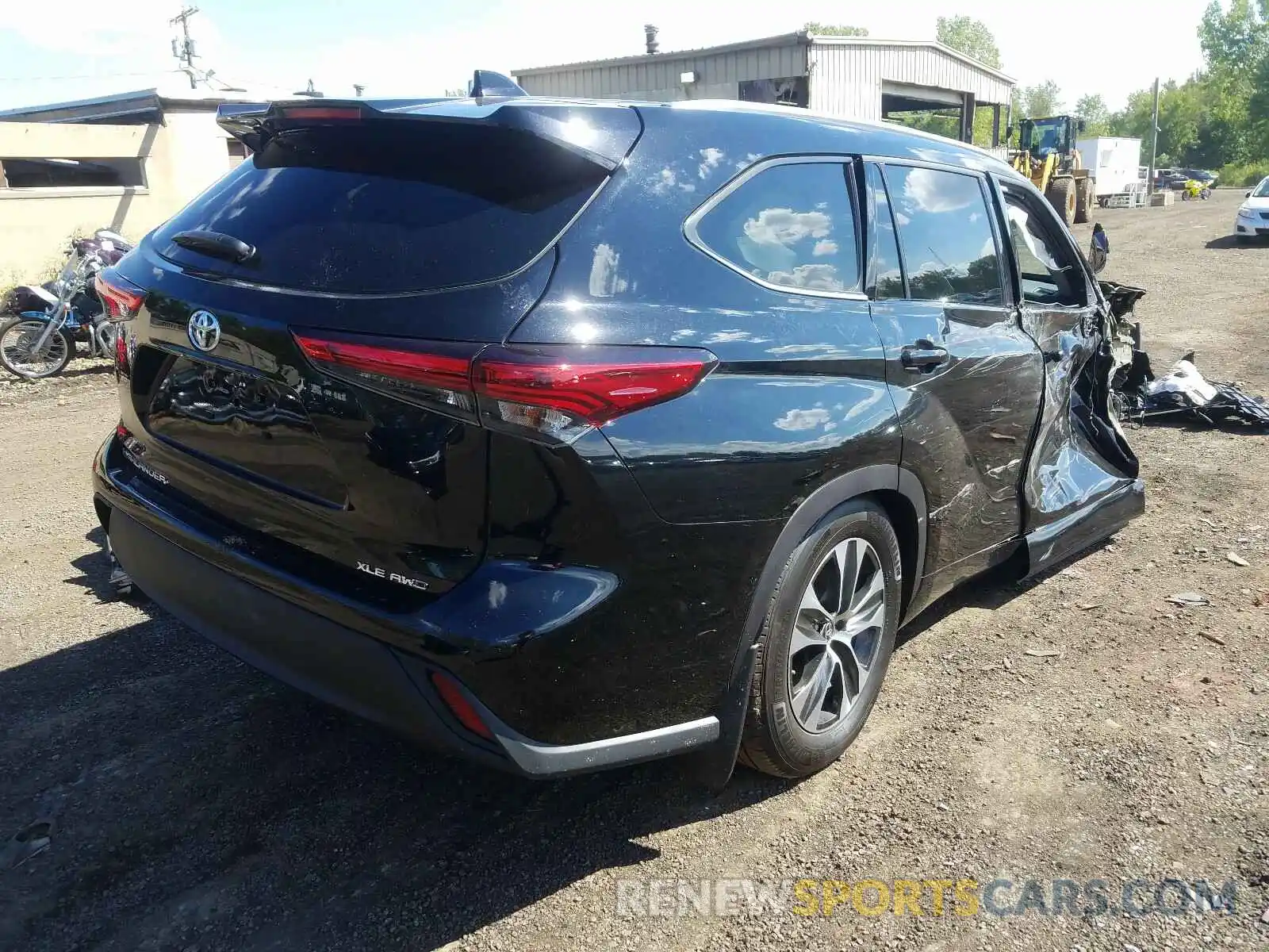 4 Photograph of a damaged car 5TDGZRBH5LS513421 TOYOTA HIGHLANDER 2020