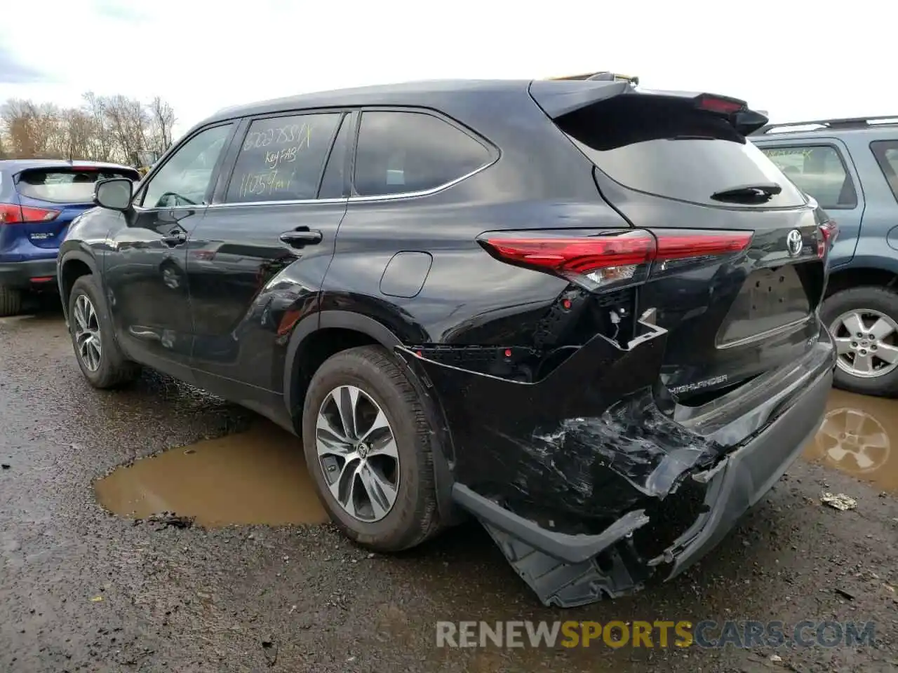 3 Photograph of a damaged car 5TDGZRBH5LS515590 TOYOTA HIGHLANDER 2020