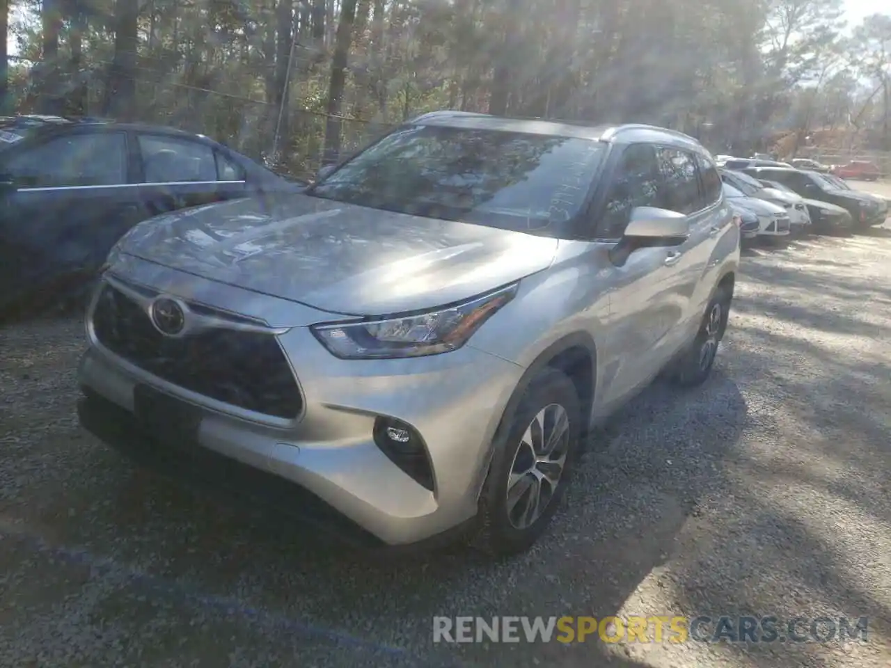 2 Photograph of a damaged car 5TDGZRBH6LS001098 TOYOTA HIGHLANDER 2020