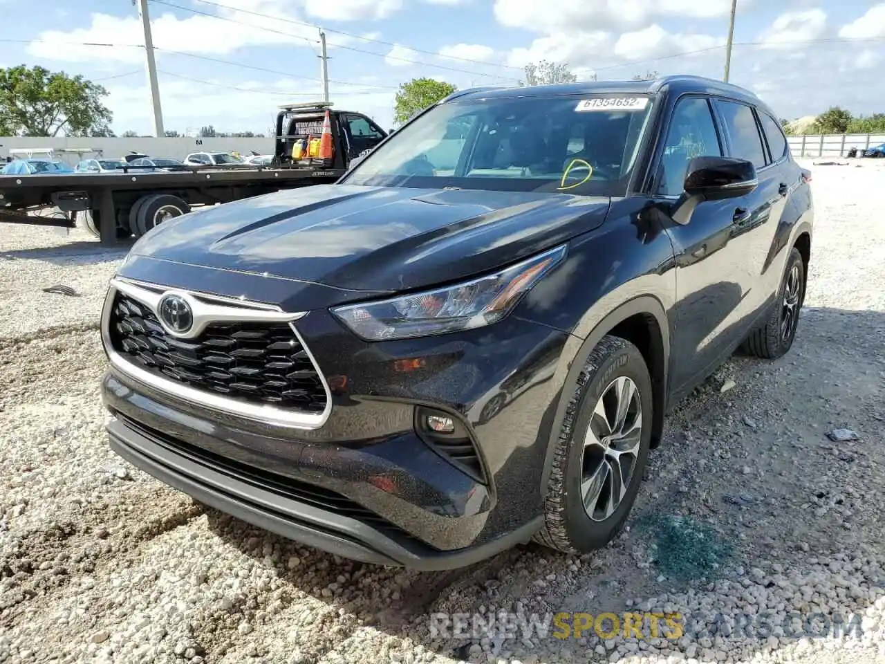 2 Photograph of a damaged car 5TDGZRBH6LS007273 TOYOTA HIGHLANDER 2020