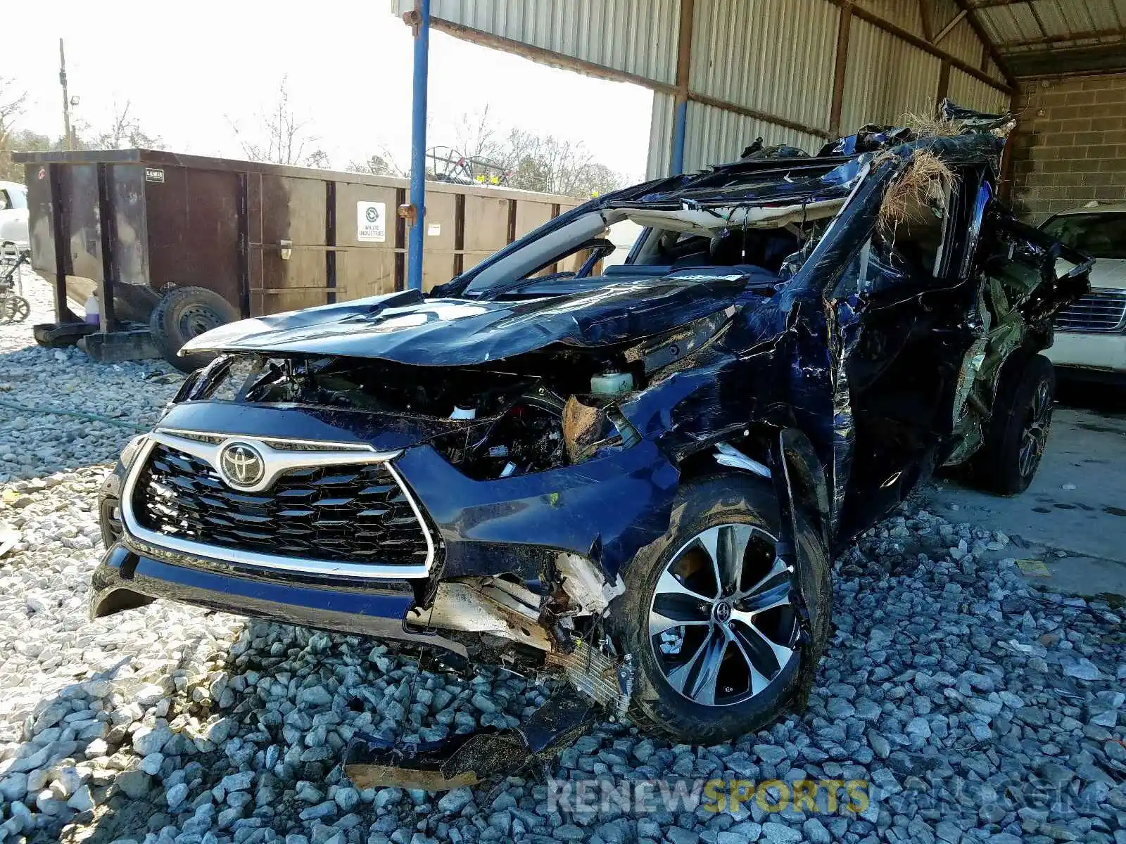 2 Photograph of a damaged car 5TDGZRBH6LS008584 TOYOTA HIGHLANDER 2020