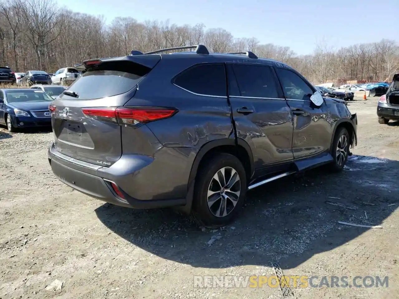 4 Photograph of a damaged car 5TDGZRBH6LS018337 TOYOTA HIGHLANDER 2020