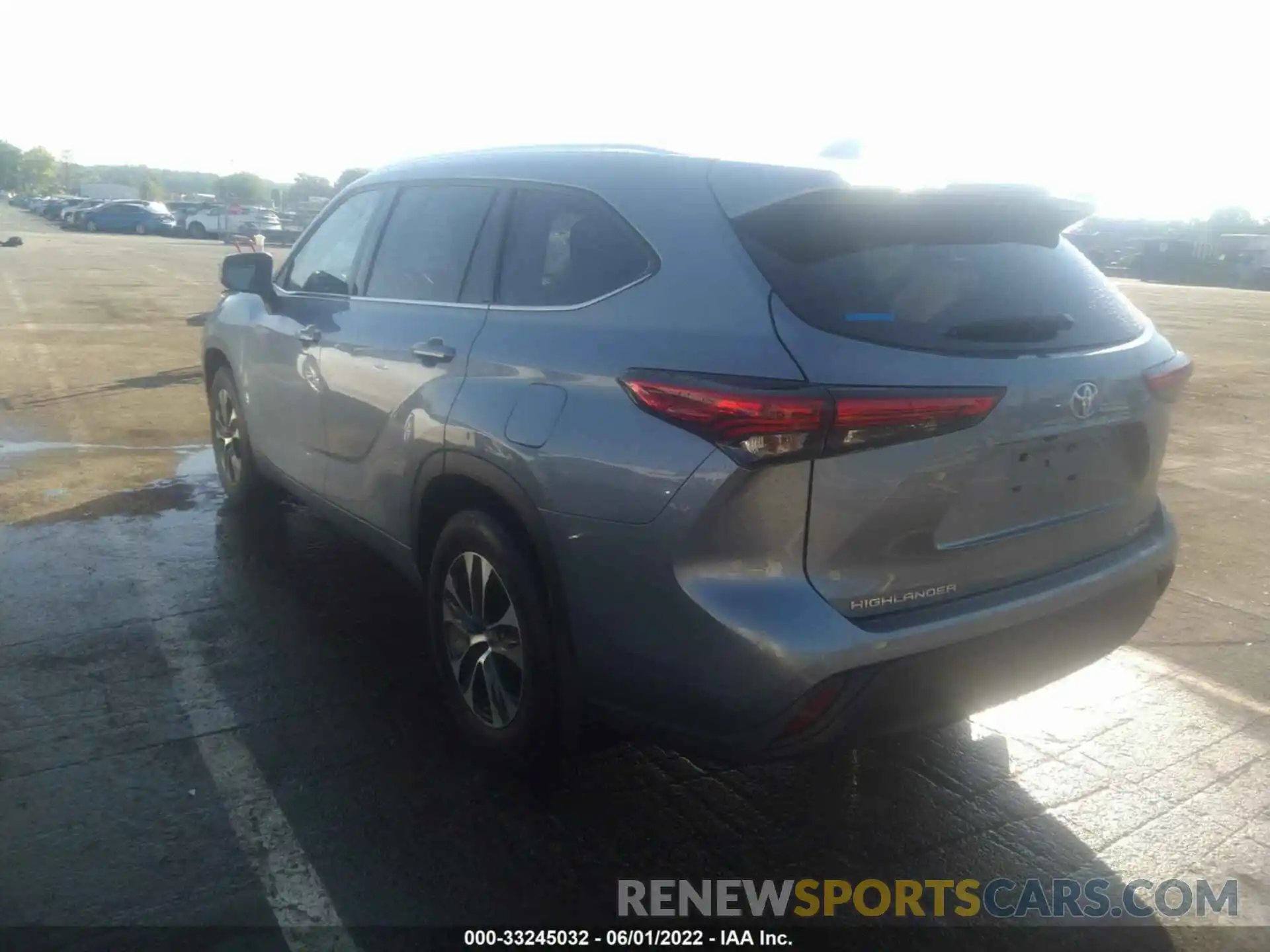 3 Photograph of a damaged car 5TDGZRBH6LS019424 TOYOTA HIGHLANDER 2020