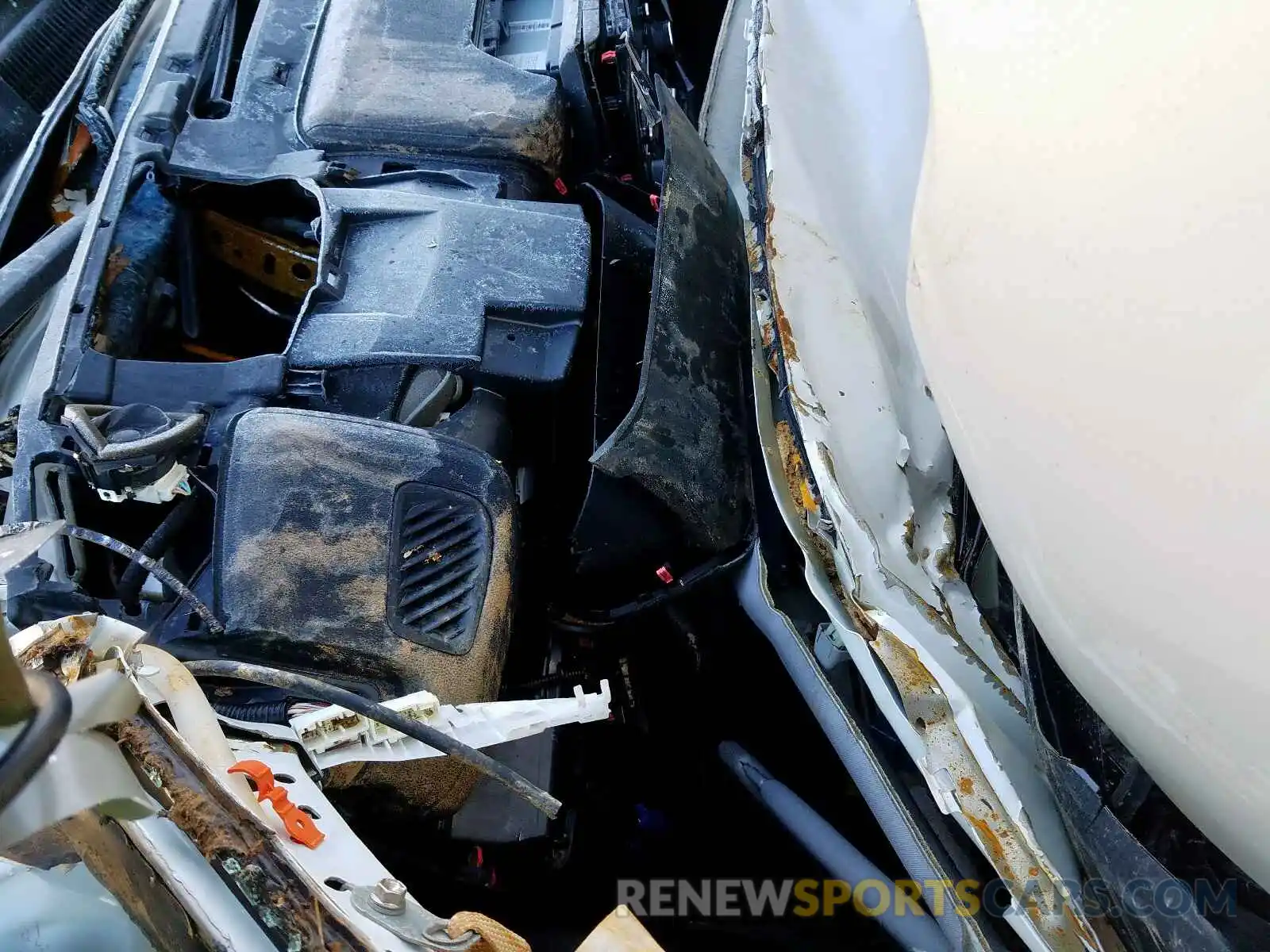 8 Photograph of a damaged car 5TDGZRBH6LS502735 TOYOTA HIGHLANDER 2020