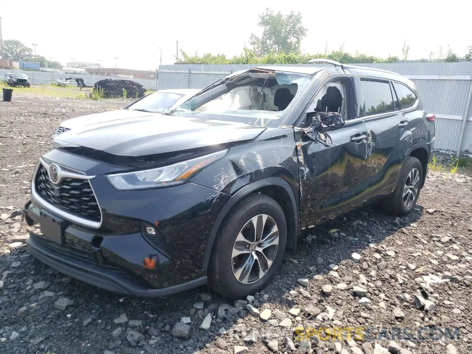 2 Photograph of a damaged car 5TDGZRBH6LS509491 TOYOTA HIGHLANDER 2020