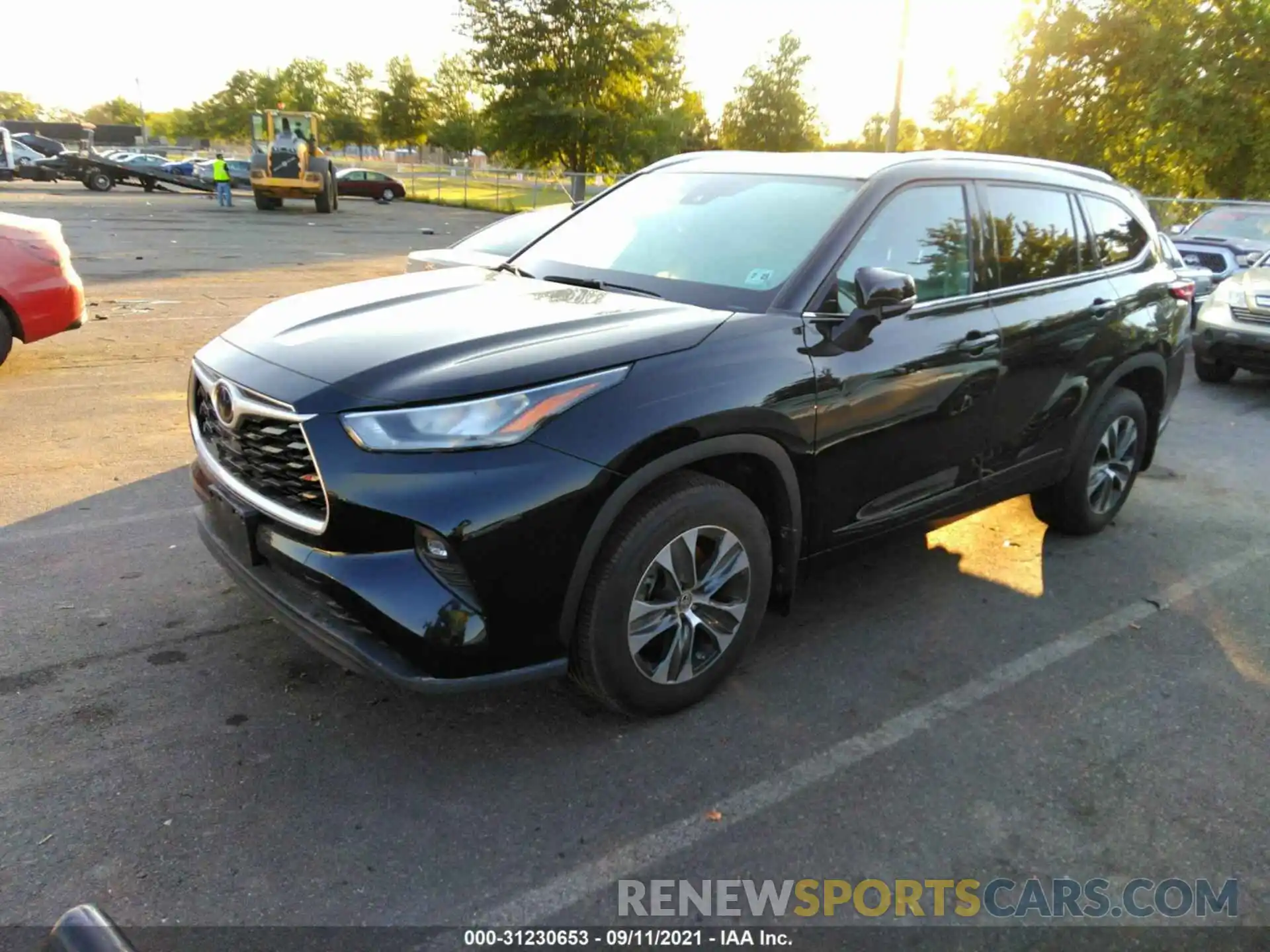 2 Photograph of a damaged car 5TDGZRBH6LS513900 TOYOTA HIGHLANDER 2020