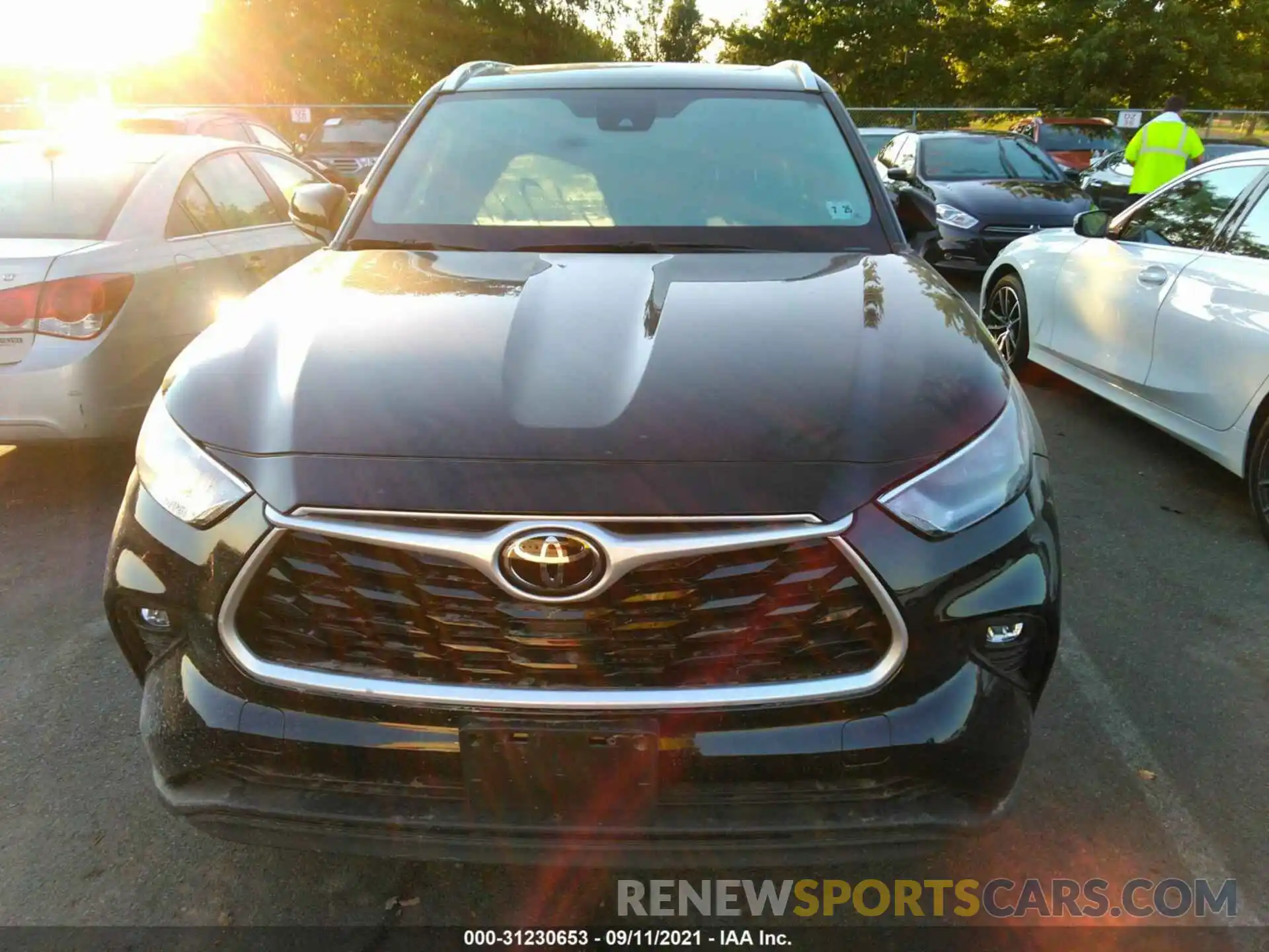 6 Photograph of a damaged car 5TDGZRBH6LS513900 TOYOTA HIGHLANDER 2020