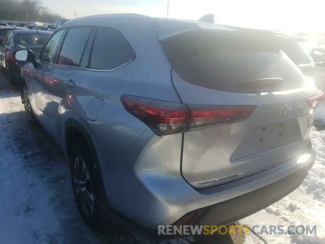 3 Photograph of a damaged car 5TDGZRBH7LS003118 TOYOTA HIGHLANDER 2020