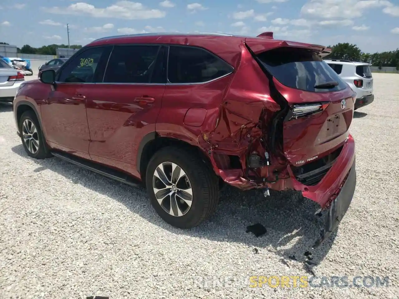 3 Photograph of a damaged car 5TDGZRBH7LS006875 TOYOTA HIGHLANDER 2020