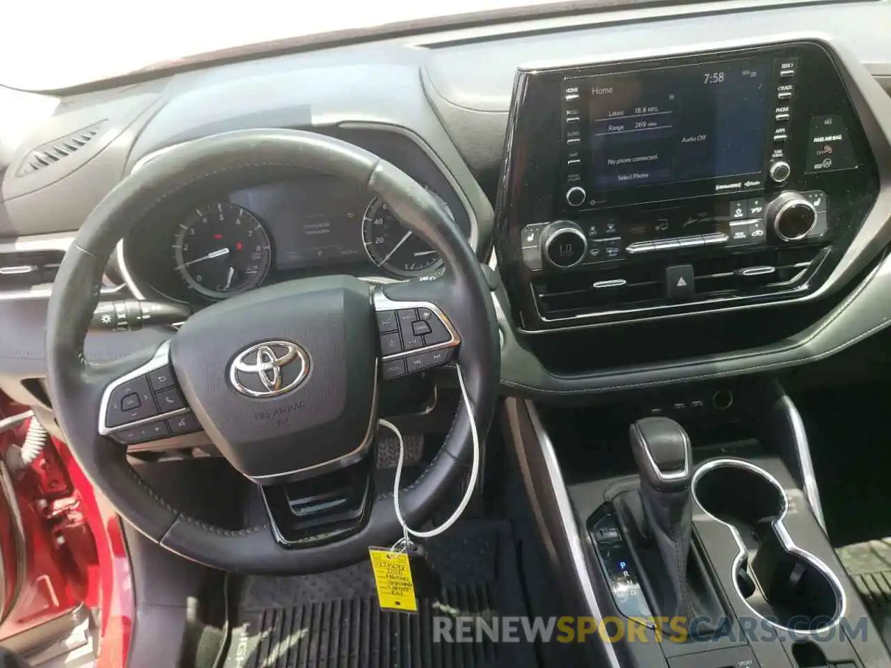 9 Photograph of a damaged car 5TDGZRBH7LS006875 TOYOTA HIGHLANDER 2020