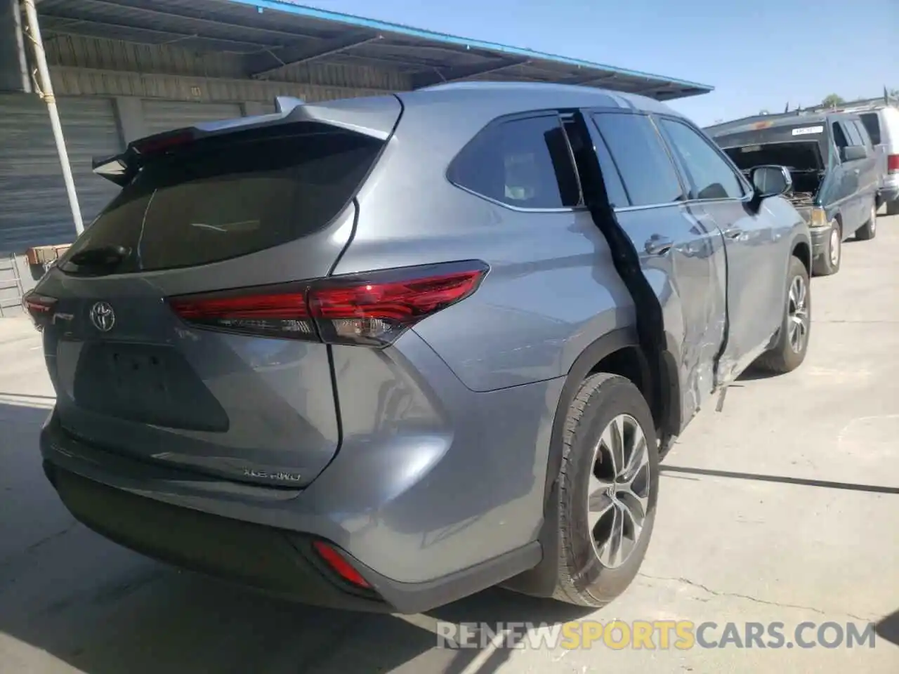 9 Photograph of a damaged car 5TDGZRBH7LS009582 TOYOTA HIGHLANDER 2020