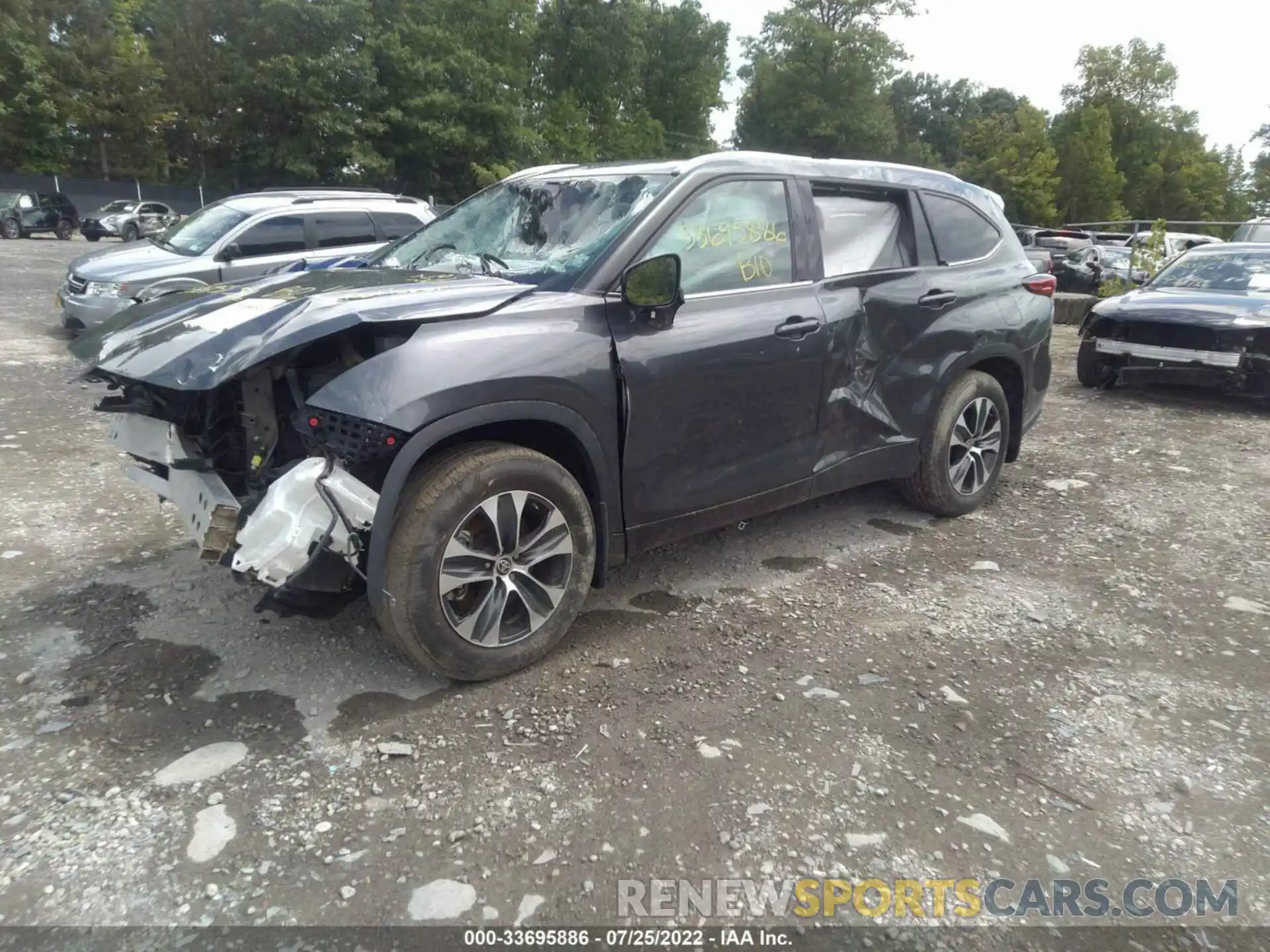 2 Photograph of a damaged car 5TDGZRBH7LS009713 TOYOTA HIGHLANDER 2020