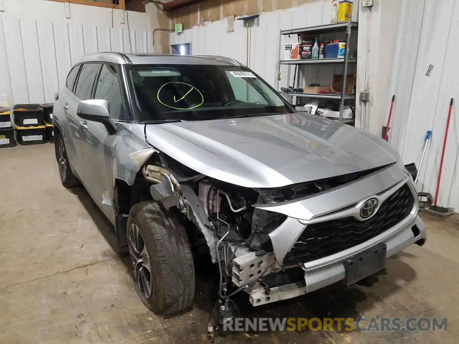 1 Photograph of a damaged car 5TDGZRBH7LS013258 TOYOTA HIGHLANDER 2020