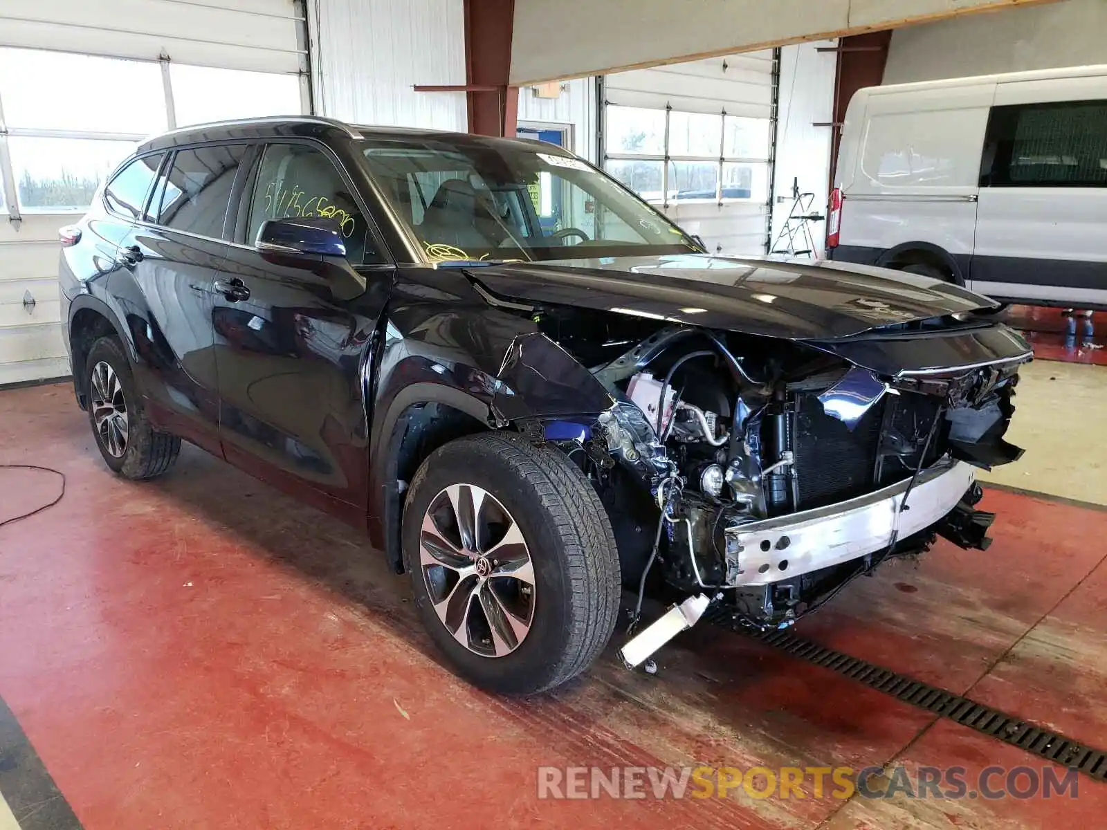 1 Photograph of a damaged car 5TDGZRBH7LS017052 TOYOTA HIGHLANDER 2020