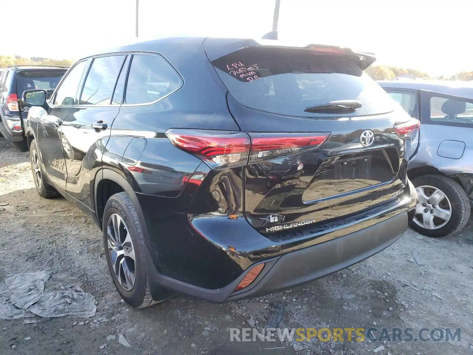 3 Photograph of a damaged car 5TDGZRBH7LS031260 TOYOTA HIGHLANDER 2020