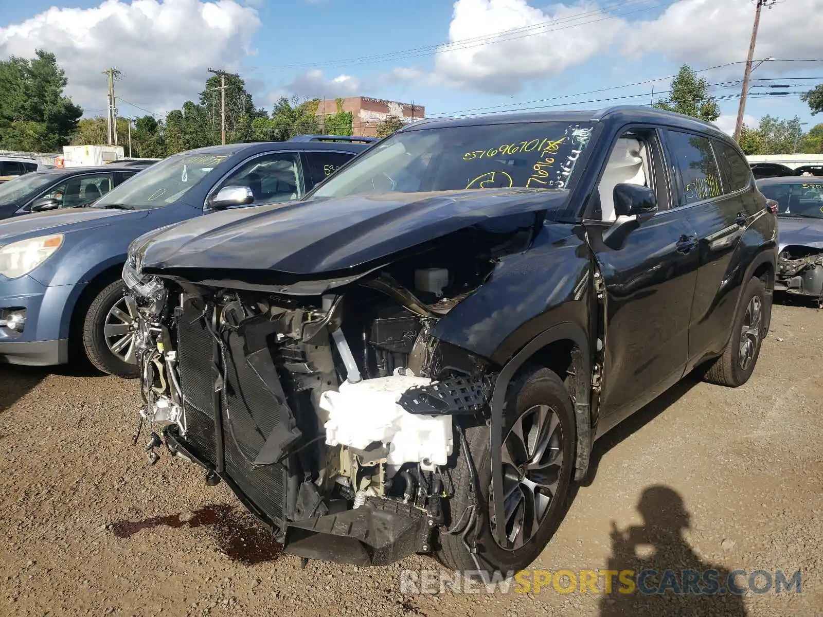 2 Photograph of a damaged car 5TDGZRBH7LS032912 TOYOTA HIGHLANDER 2020