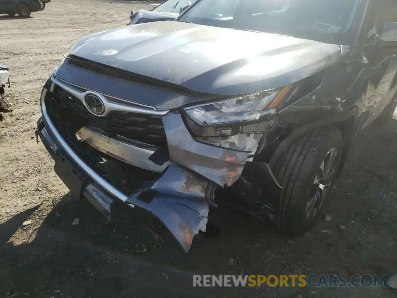 9 Photograph of a damaged car 5TDGZRBH7LS038113 TOYOTA HIGHLANDER 2020