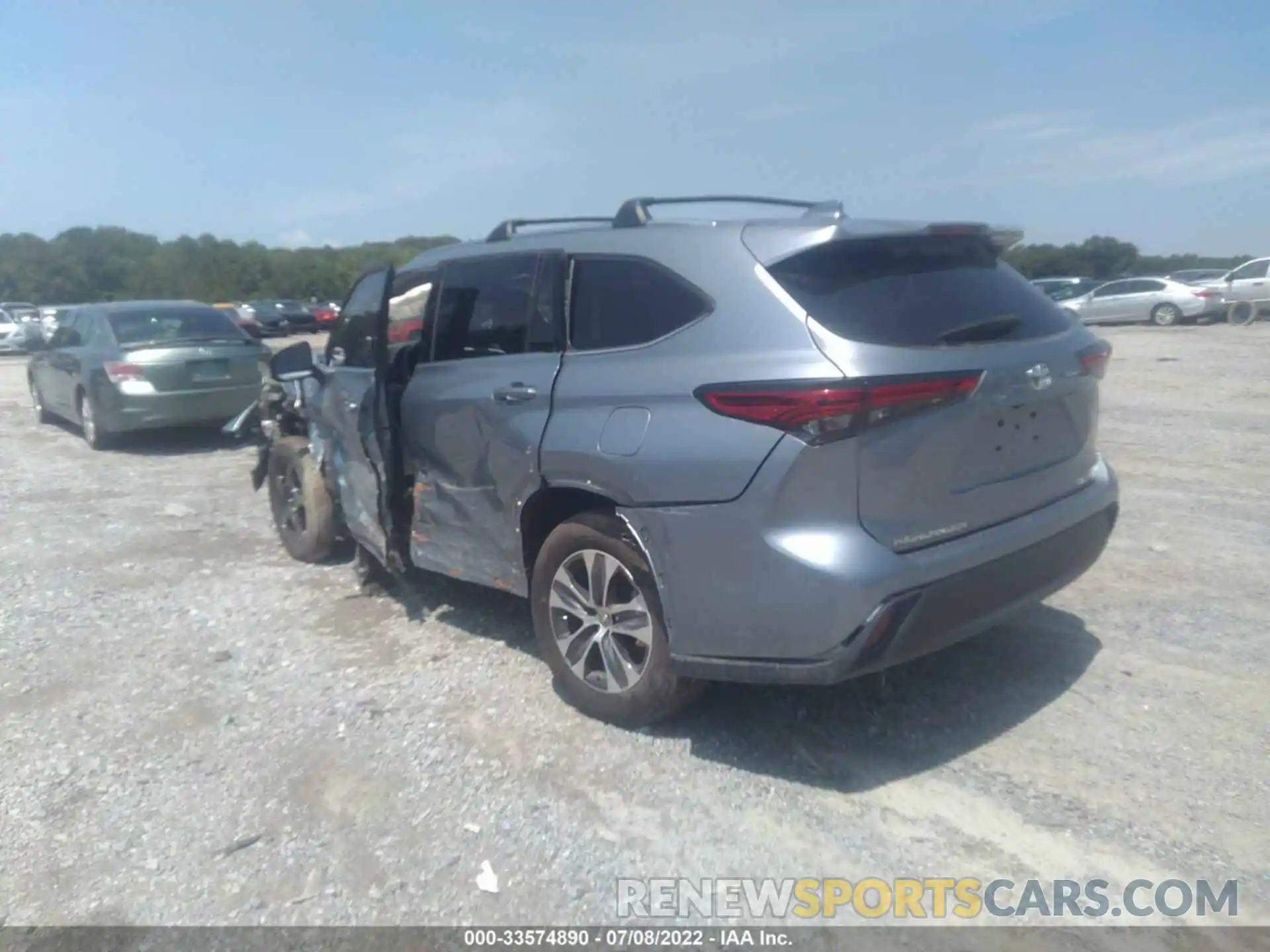 3 Photograph of a damaged car 5TDGZRBH7LS047541 TOYOTA HIGHLANDER 2020