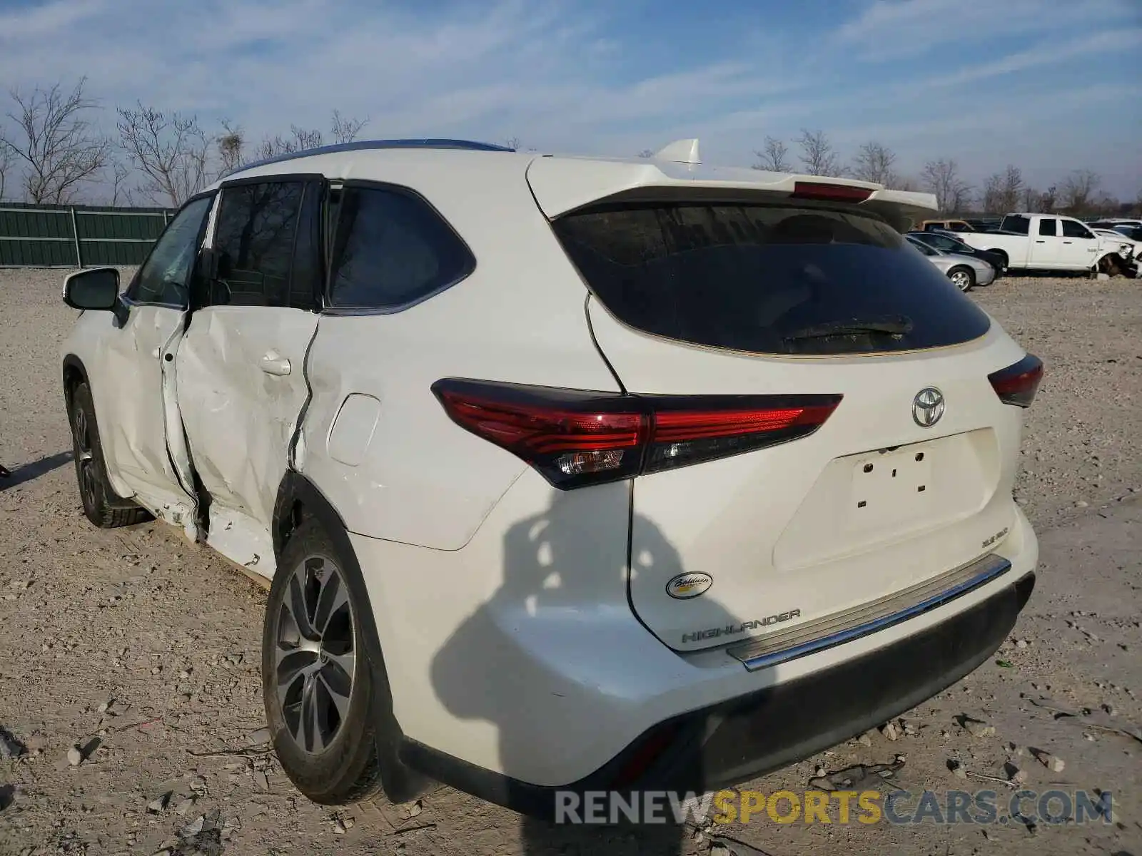 3 Photograph of a damaged car 5TDGZRBH7LS507247 TOYOTA HIGHLANDER 2020