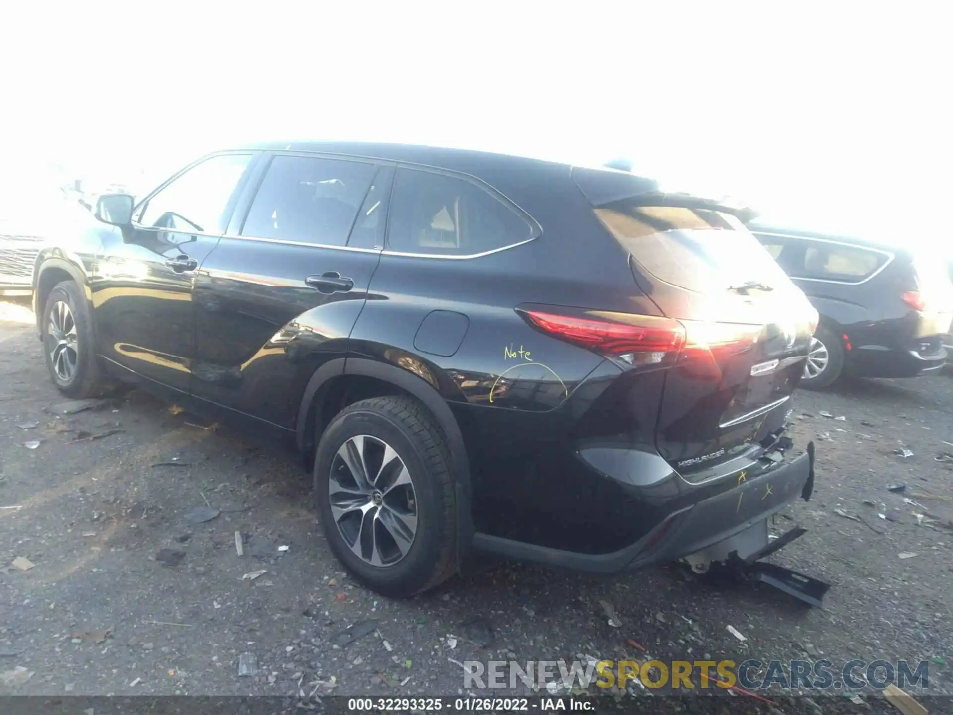 3 Photograph of a damaged car 5TDGZRBH7LS510164 TOYOTA HIGHLANDER 2020