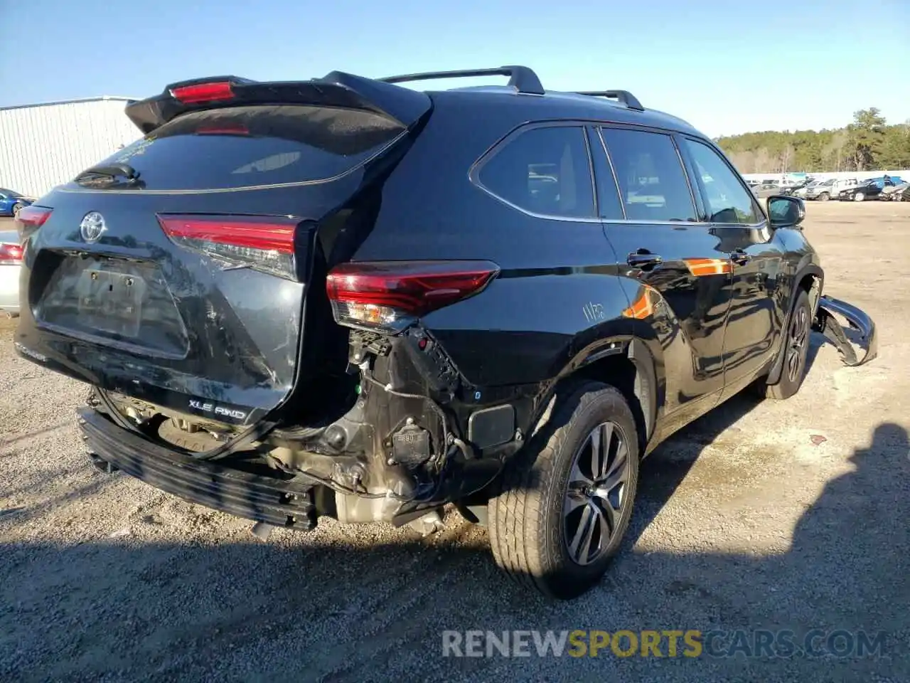 4 Photograph of a damaged car 5TDGZRBH8LS000874 TOYOTA HIGHLANDER 2020