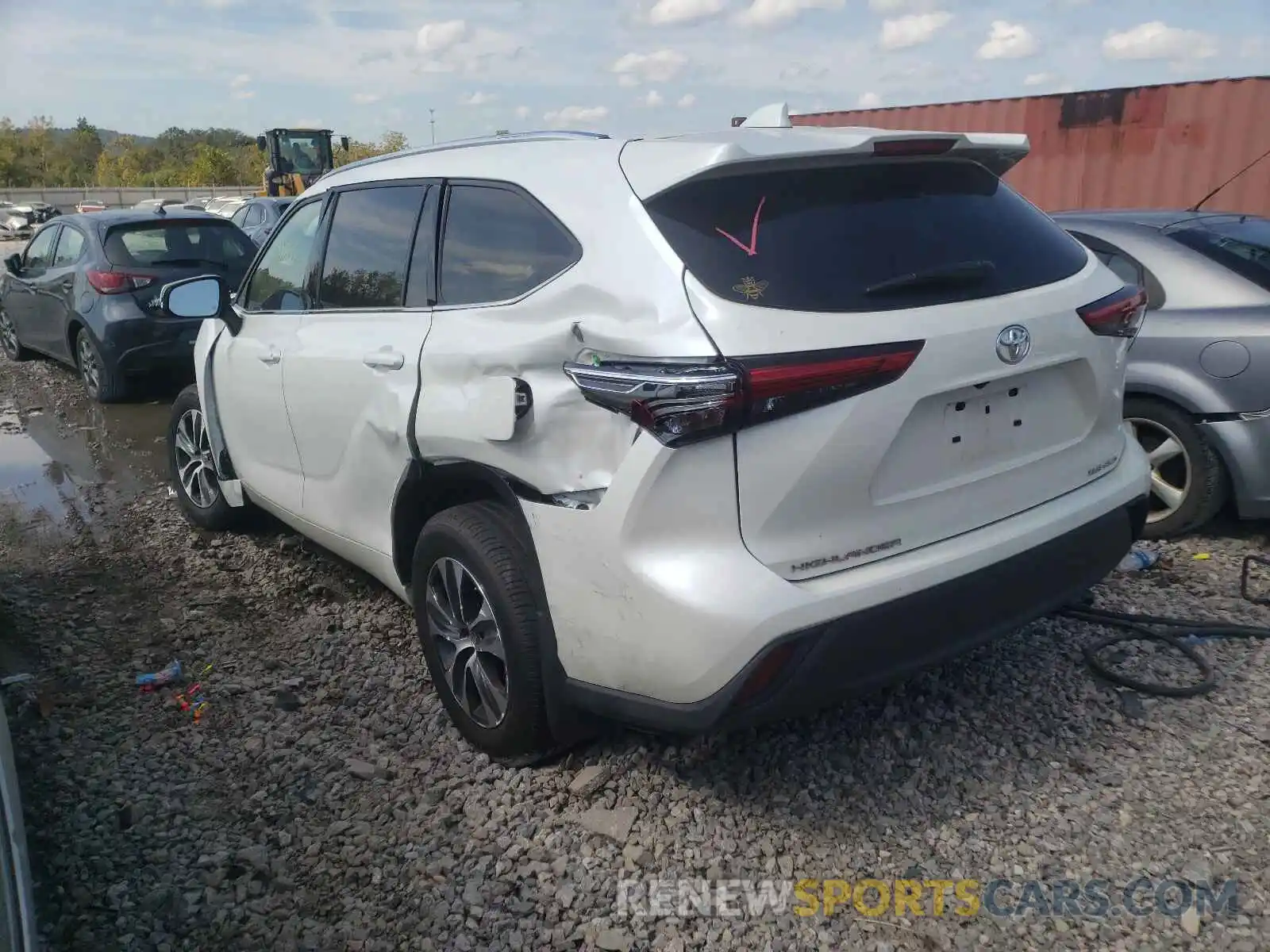 3 Photograph of a damaged car 5TDGZRBH8LS052201 TOYOTA HIGHLANDER 2020