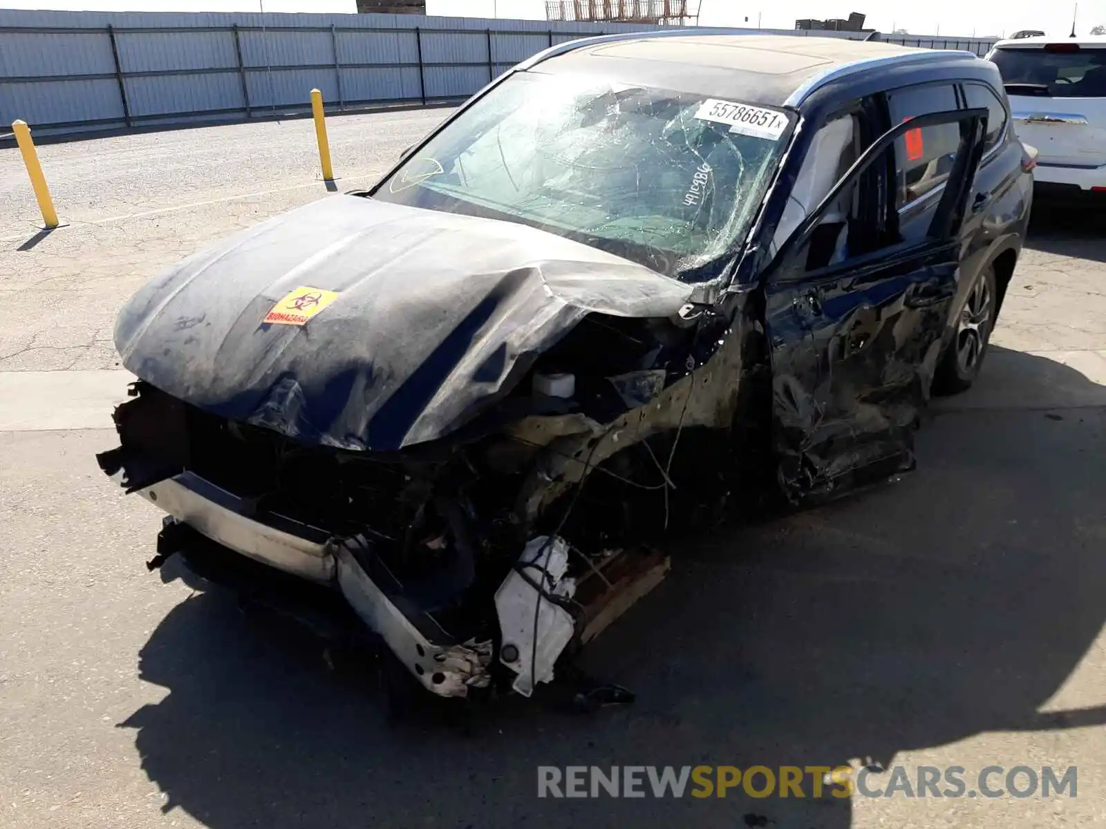 2 Photograph of a damaged car 5TDGZRBH8LS502137 TOYOTA HIGHLANDER 2020