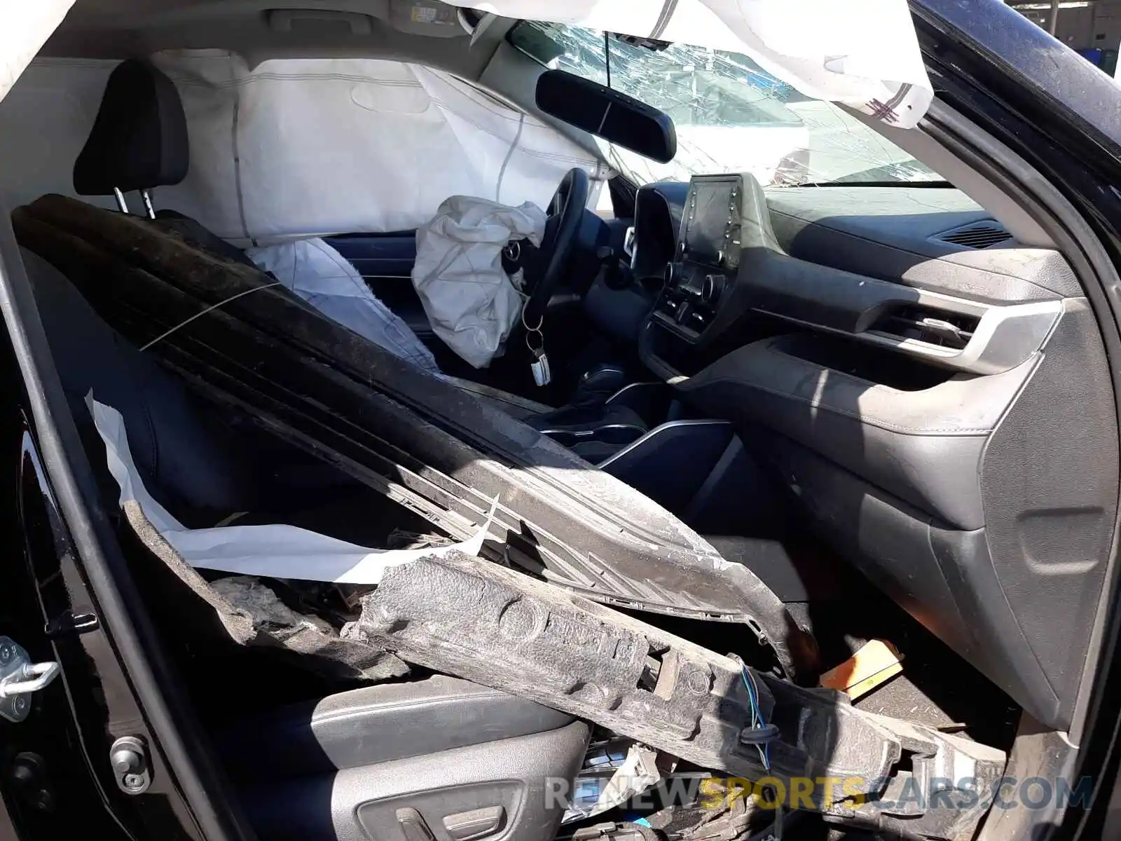 5 Photograph of a damaged car 5TDGZRBH8LS502137 TOYOTA HIGHLANDER 2020