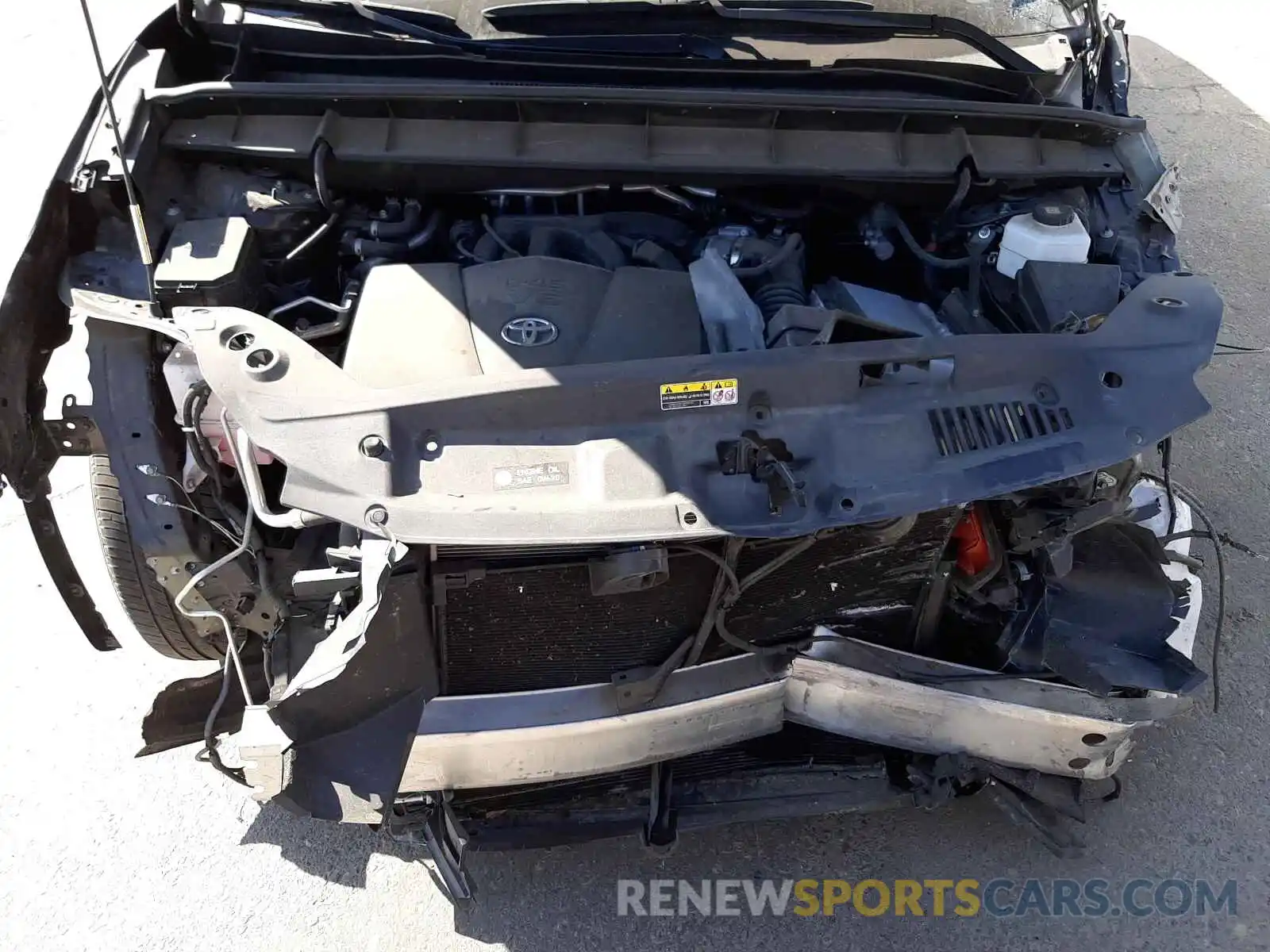 7 Photograph of a damaged car 5TDGZRBH8LS502137 TOYOTA HIGHLANDER 2020