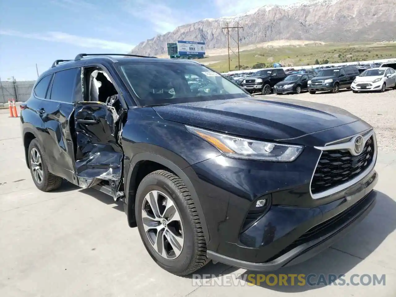 1 Photograph of a damaged car 5TDGZRBH8LS503482 TOYOTA HIGHLANDER 2020