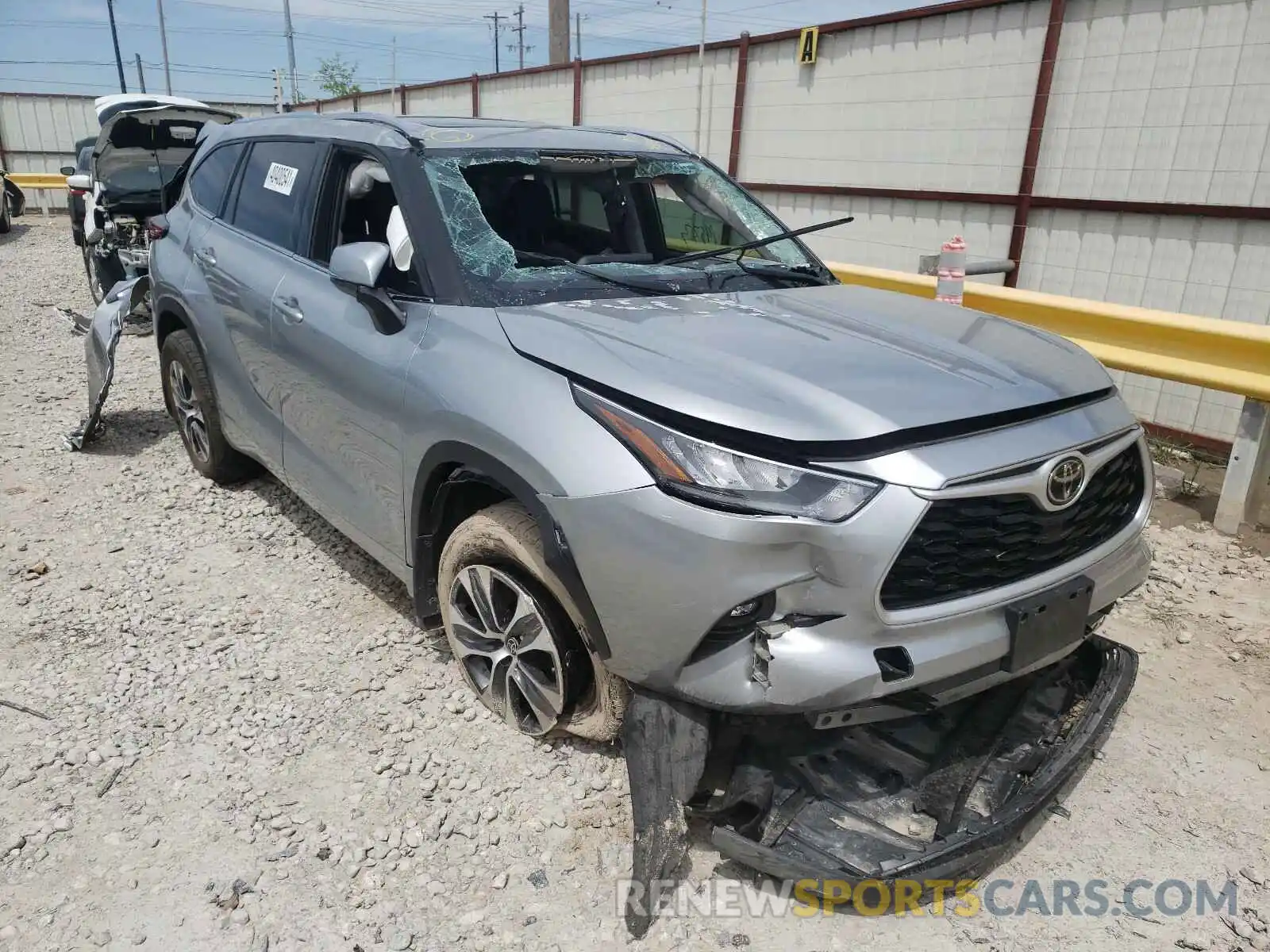 1 Photograph of a damaged car 5TDGZRBH8LS504860 TOYOTA HIGHLANDER 2020