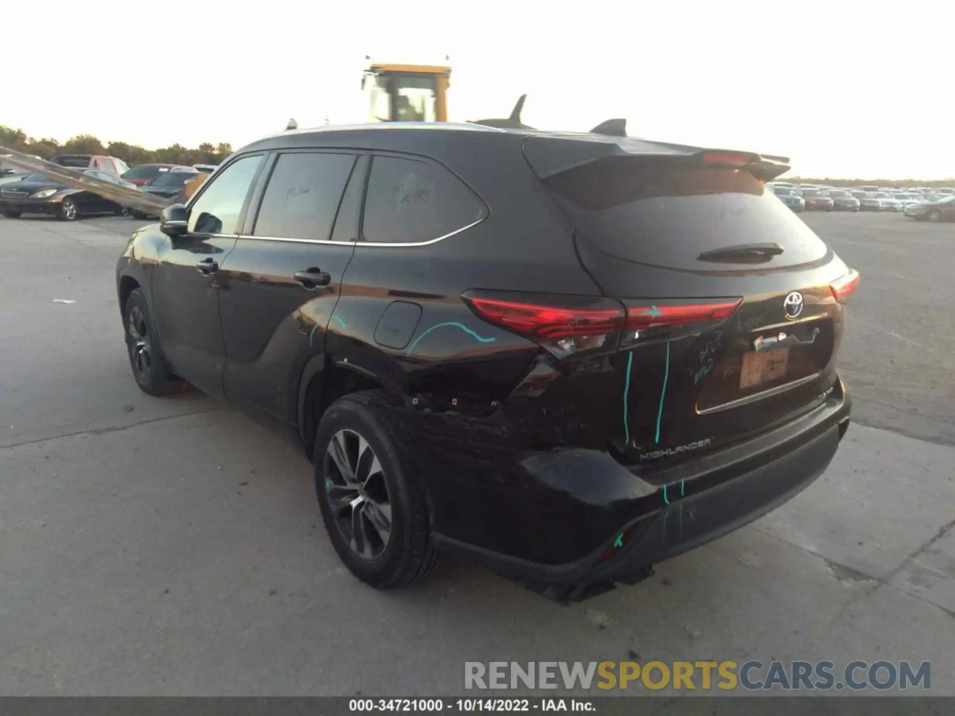 3 Photograph of a damaged car 5TDGZRBH8LS512375 TOYOTA HIGHLANDER 2020