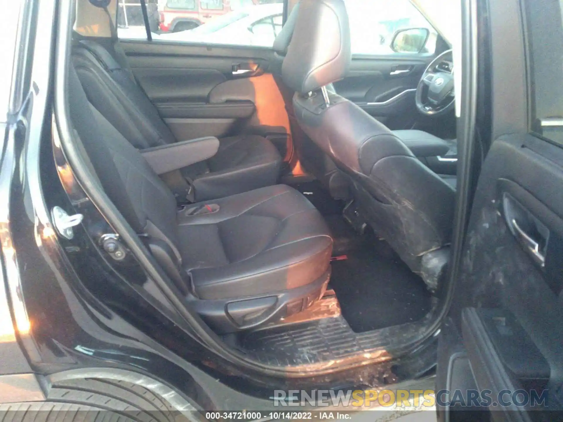 8 Photograph of a damaged car 5TDGZRBH8LS512375 TOYOTA HIGHLANDER 2020