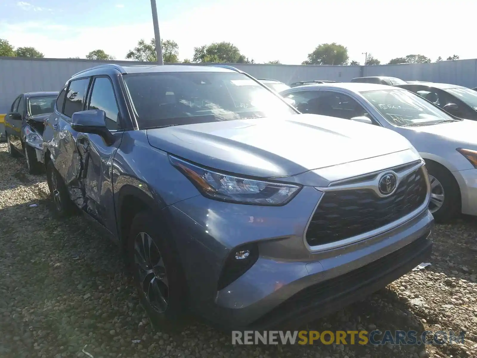 1 Photograph of a damaged car 5TDGZRBH9LS010037 TOYOTA HIGHLANDER 2020