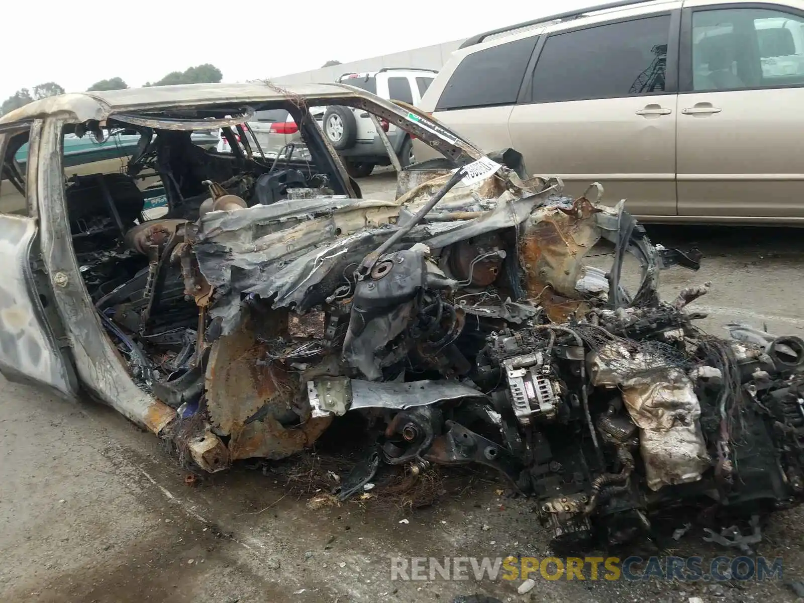 9 Photograph of a damaged car 5TDGZRBH9LS016856 TOYOTA HIGHLANDER 2020