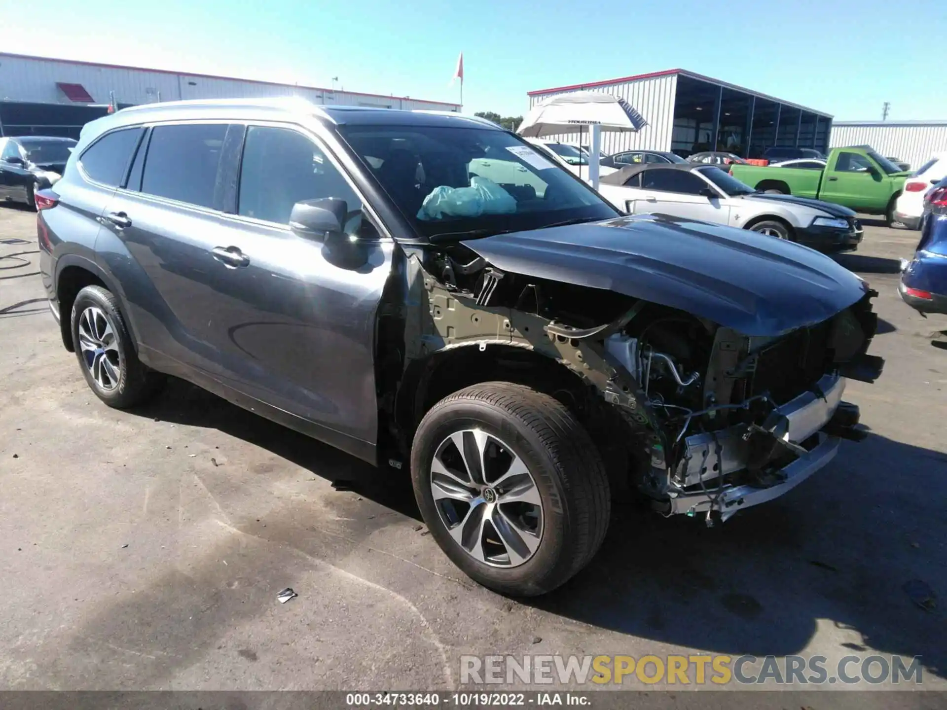 1 Photograph of a damaged car 5TDGZRBH9LS034855 TOYOTA HIGHLANDER 2020