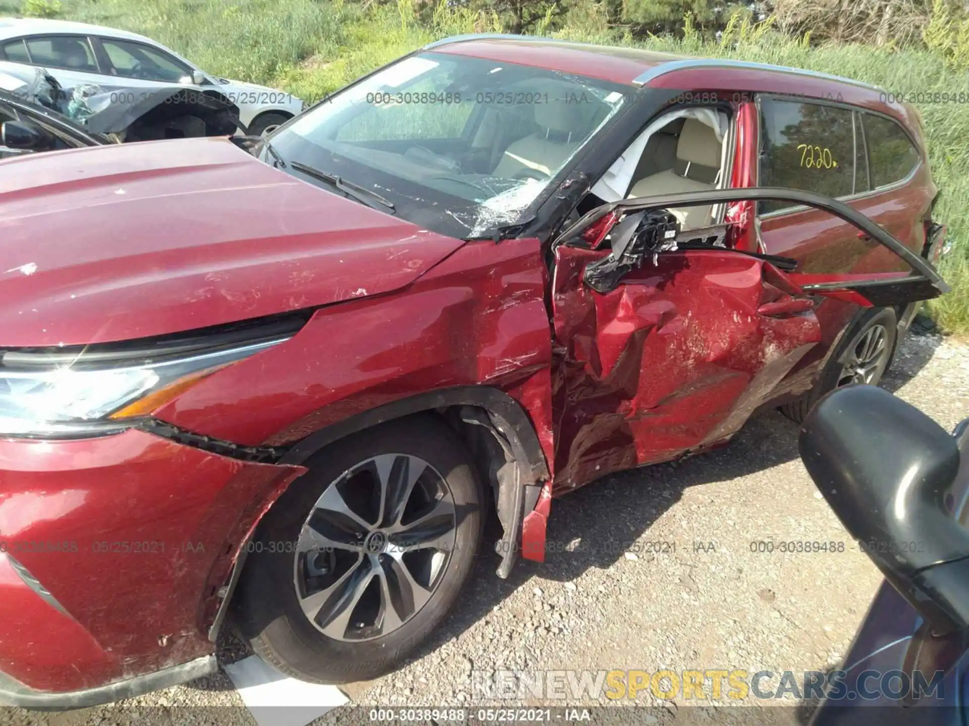 6 Photograph of a damaged car 5TDGZRBH9LS042048 TOYOTA HIGHLANDER 2020