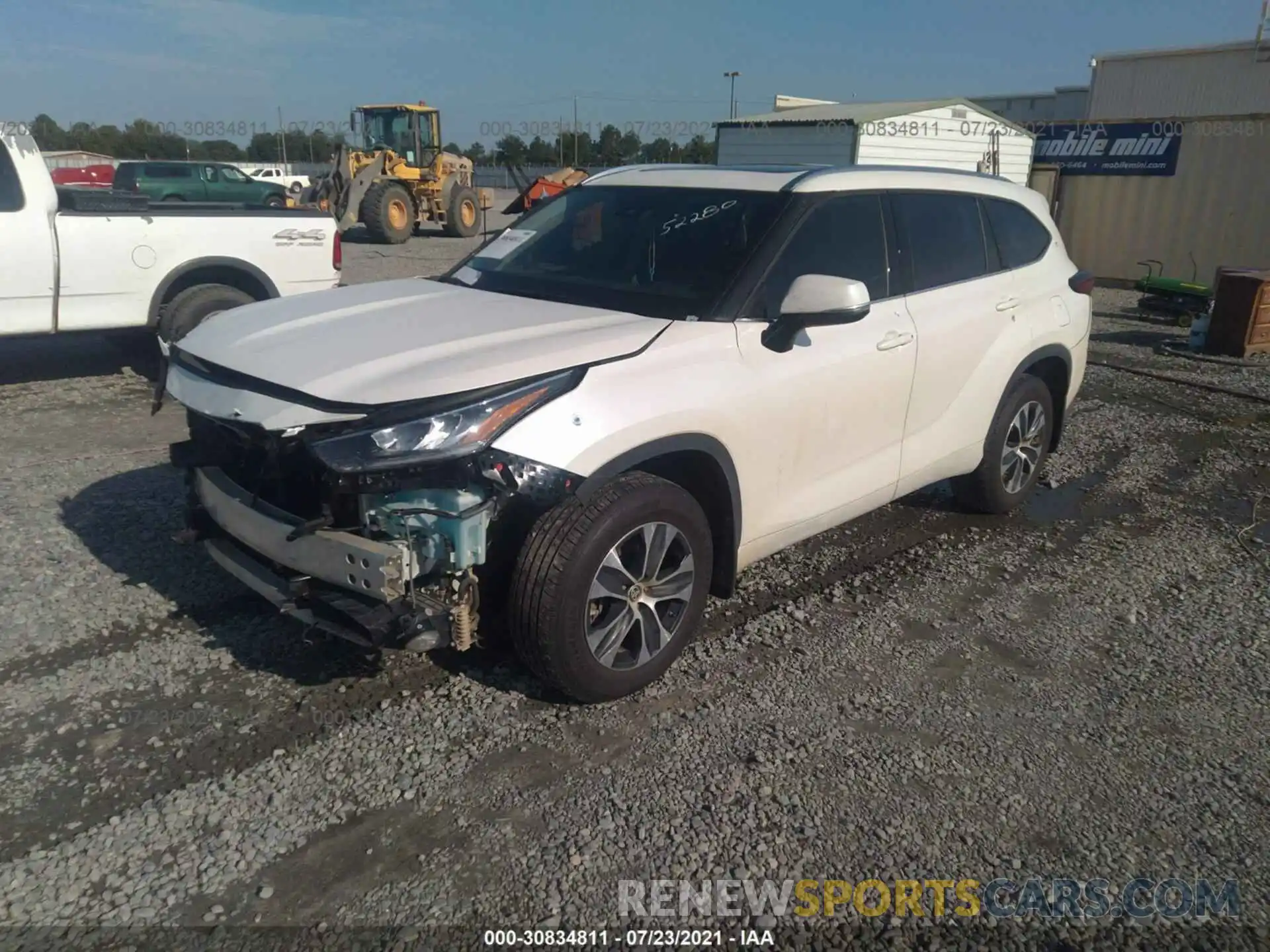 2 Photograph of a damaged car 5TDGZRBH9LS042096 TOYOTA HIGHLANDER 2020