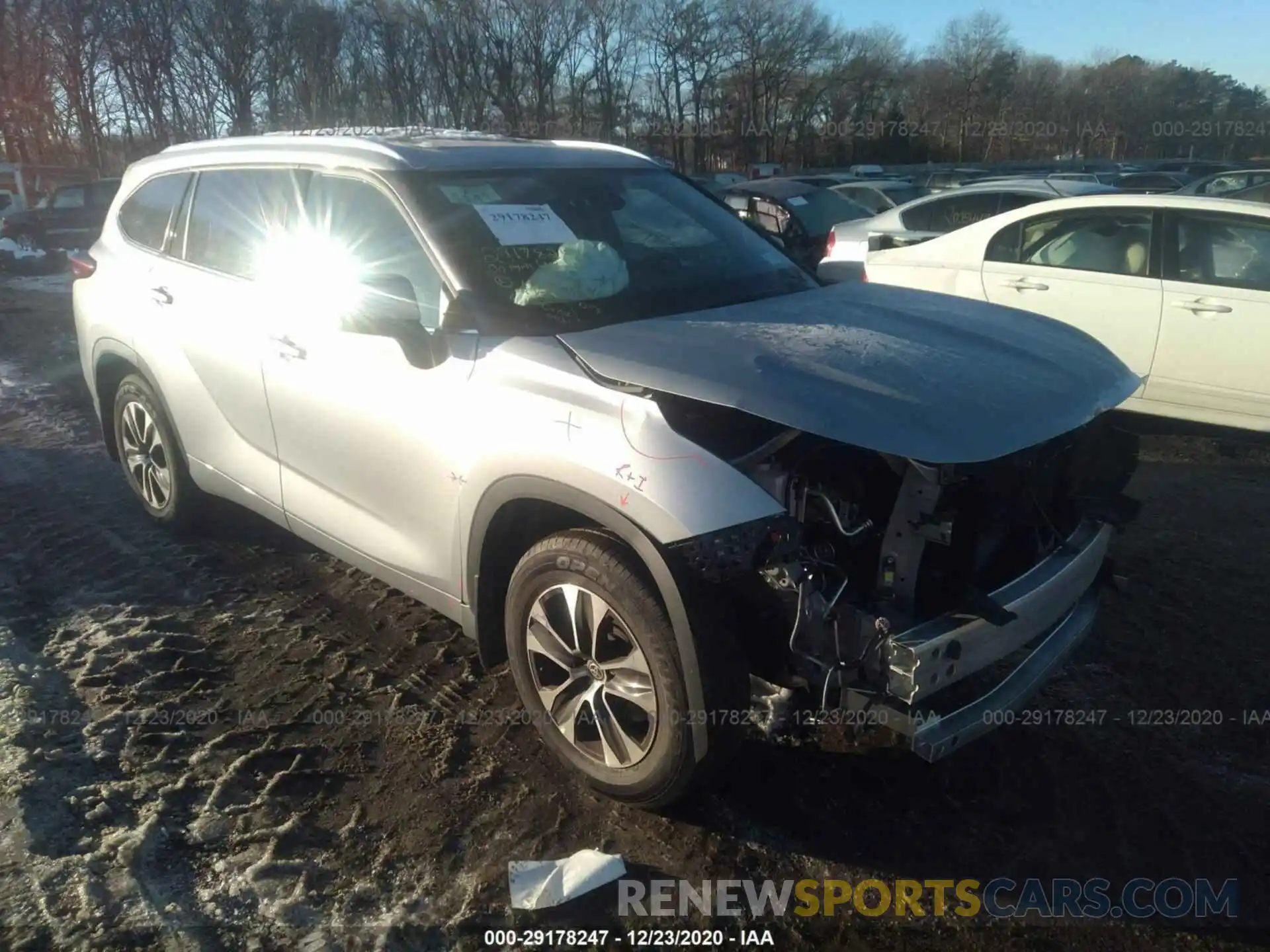 1 Photograph of a damaged car 5TDGZRBH9LS051882 TOYOTA HIGHLANDER 2020