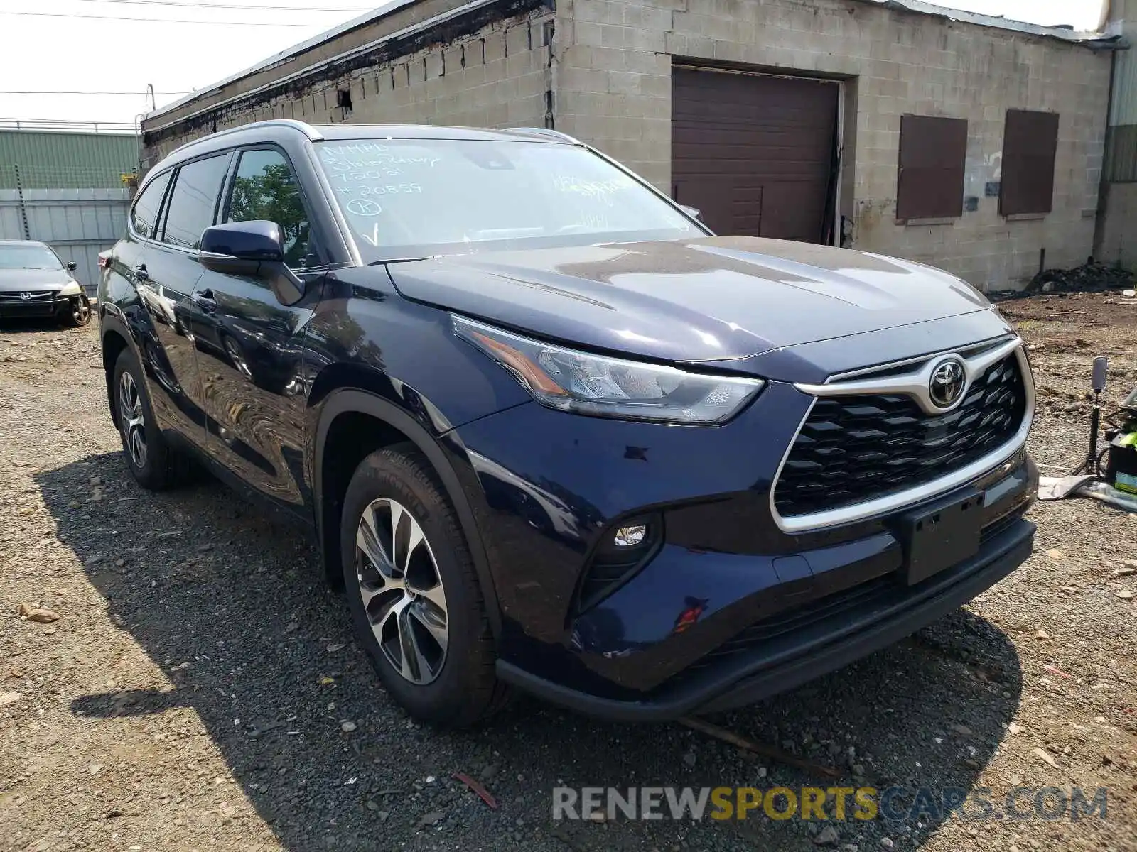 1 Photograph of a damaged car 5TDGZRBH9LS053860 TOYOTA HIGHLANDER 2020