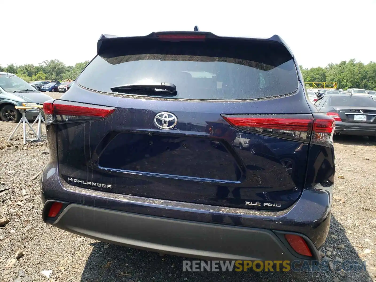 10 Photograph of a damaged car 5TDGZRBH9LS053860 TOYOTA HIGHLANDER 2020