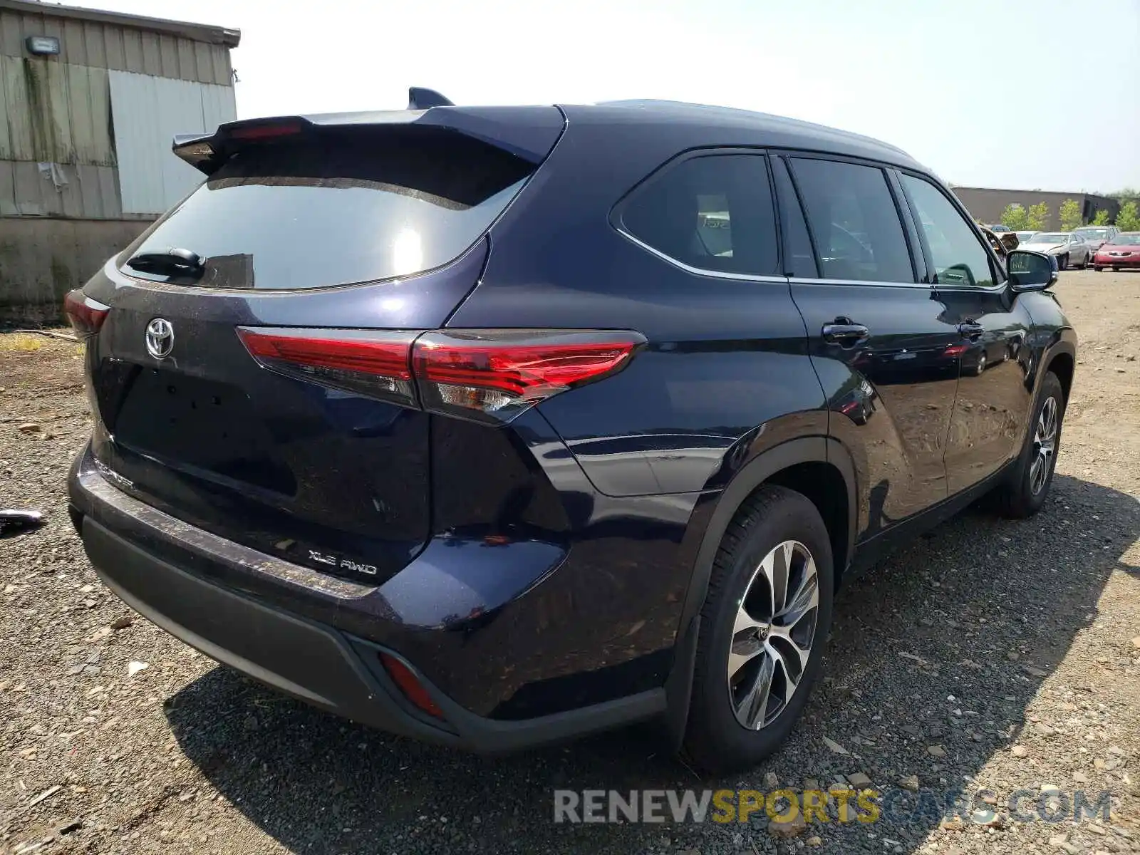 4 Photograph of a damaged car 5TDGZRBH9LS053860 TOYOTA HIGHLANDER 2020