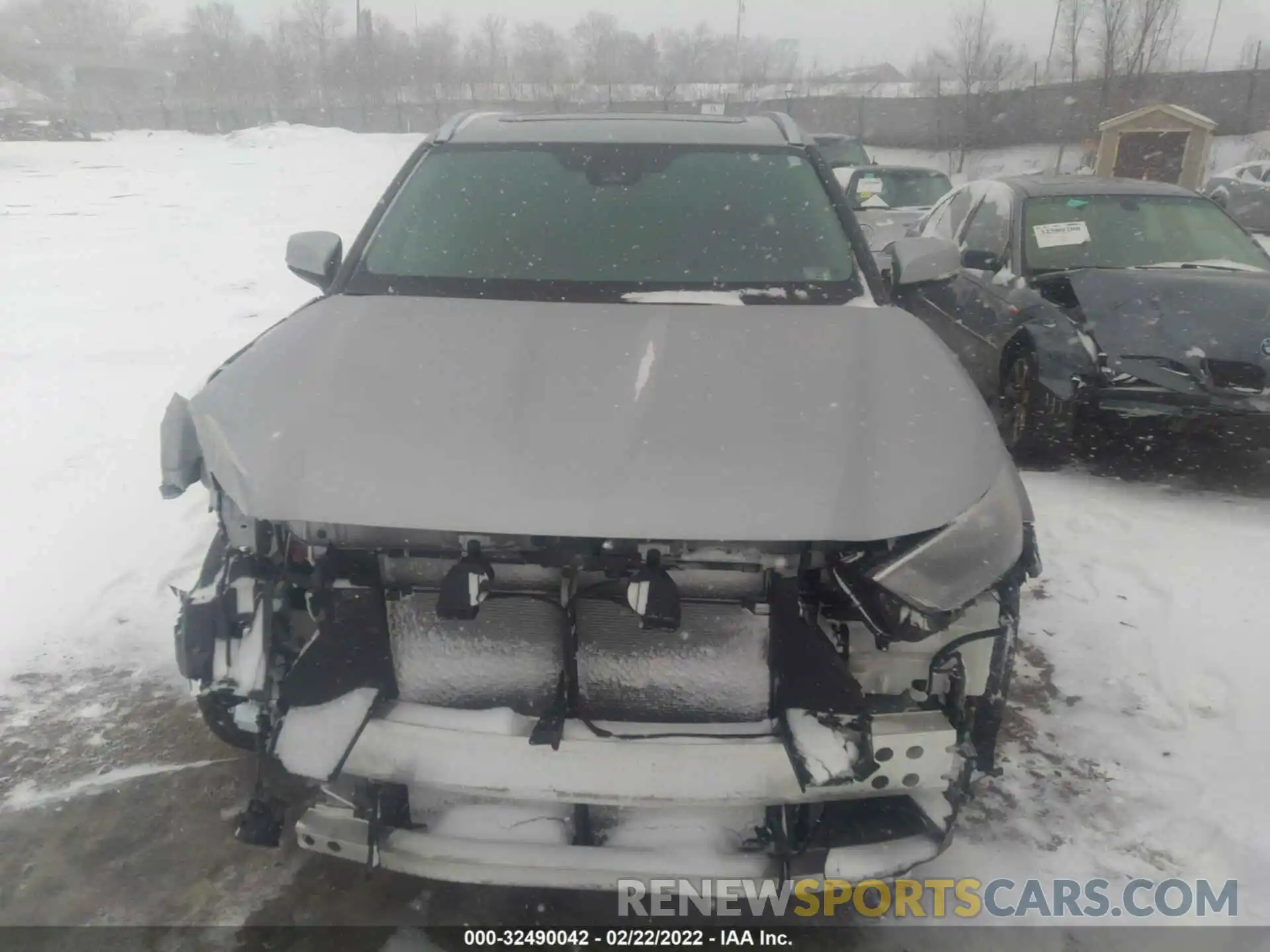 6 Photograph of a damaged car 5TDGZRBH9LS055656 TOYOTA HIGHLANDER 2020